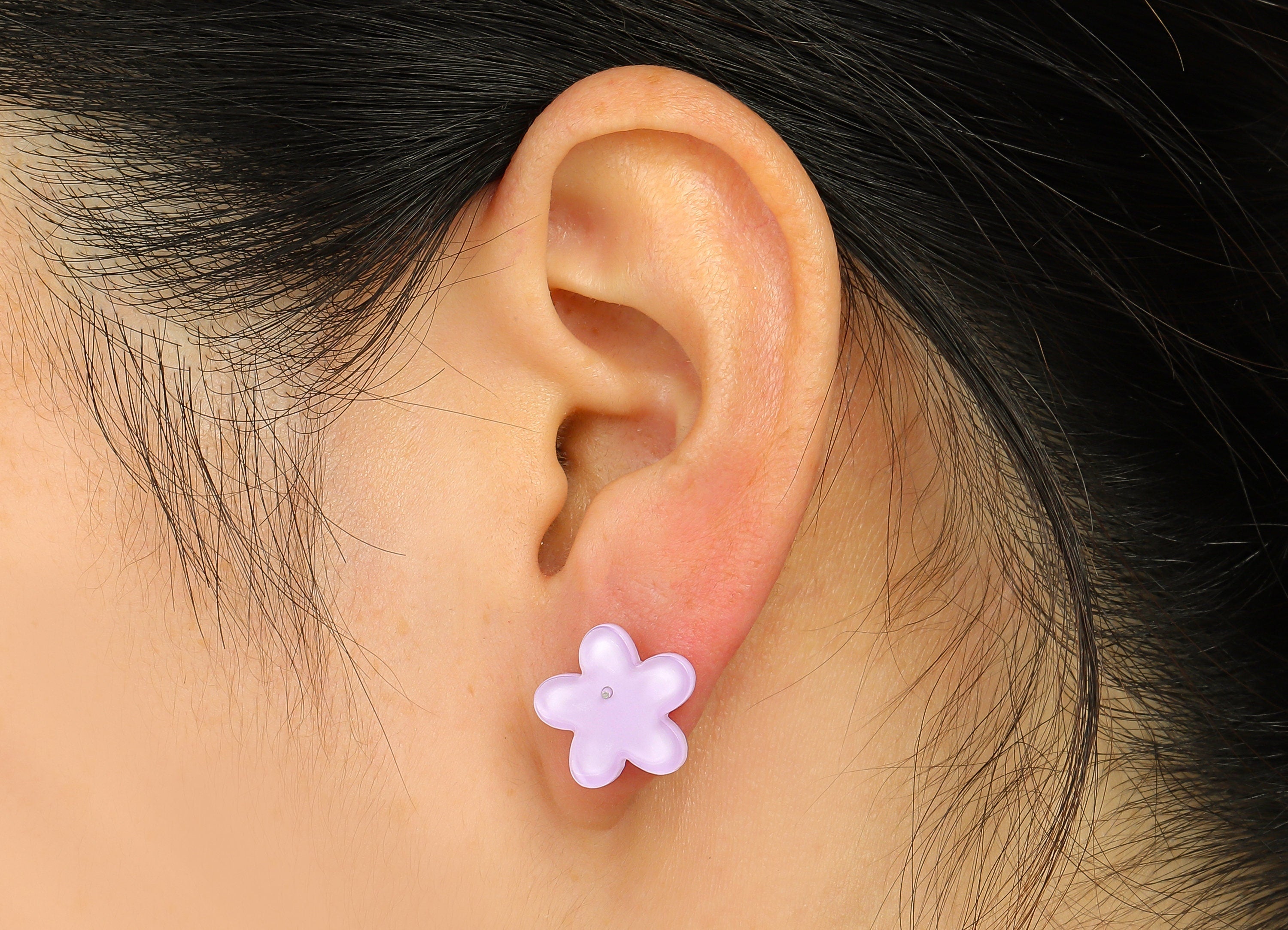 Acrylic Flower Earring Post - Clear Purple Flower Stud Earring - 316 Stainless Steel Stud - Color Code: A853 - 14.6x14.4x2.4mm -AC1333A-A853 - DOMEDBAZAAR
