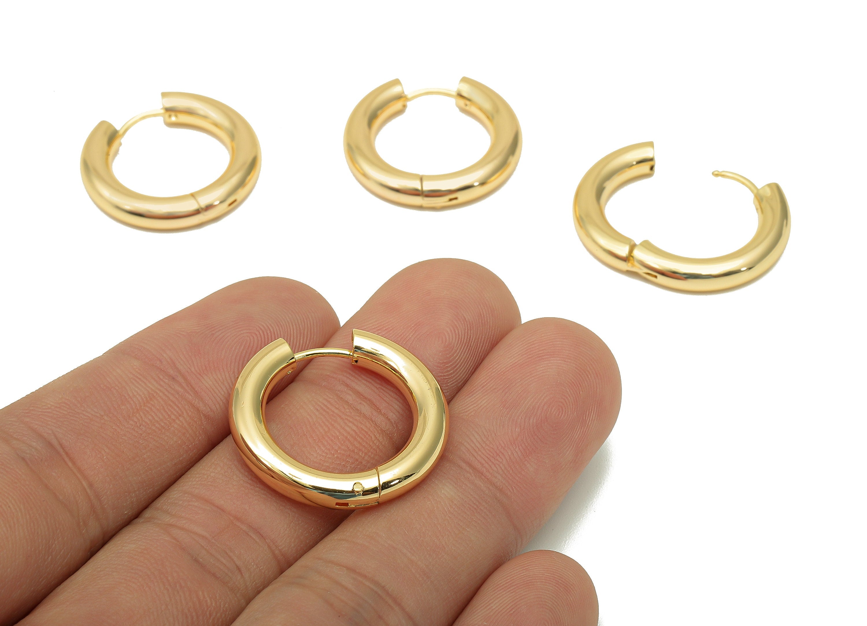 Brass Circle Earrings Clasps - Gold Thick Round Hoop Earrings - Huggie Hoop Clasp - 18K Real Gold Plated Brass - 22.7x31.4x3.9mm - RGP5585 - DOMEDBAZAAR