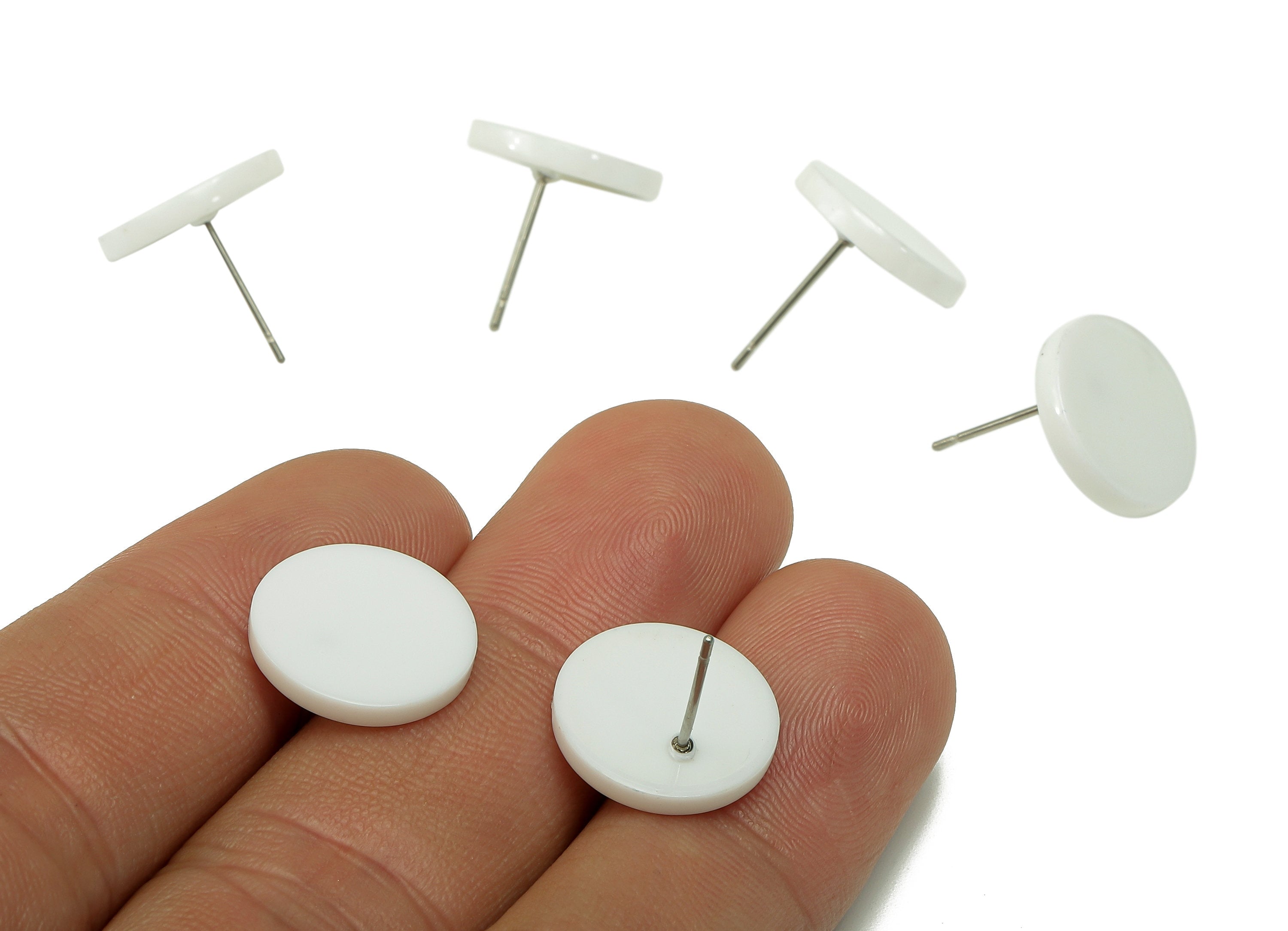 Acrylic Round Stud Earring - White Circle Earrings Post - 316 Stainless Steel Stud - Color Code: A840 - 14.20x14.16x2.16mm - AC2554-A840 - DOMEDBAZAAR