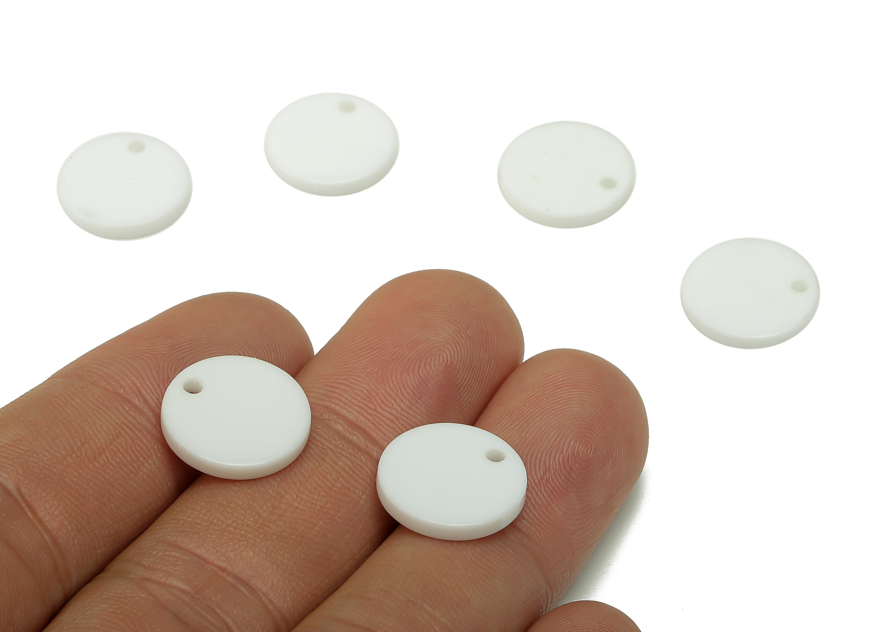Acrylic Round Earring Charm - Acrylic White Circle Earring - Round Pendant With Hole - Color Code: A840 - 14.21x14.18x2.07mm - AC2555-A840 - DOMEDBAZAAR