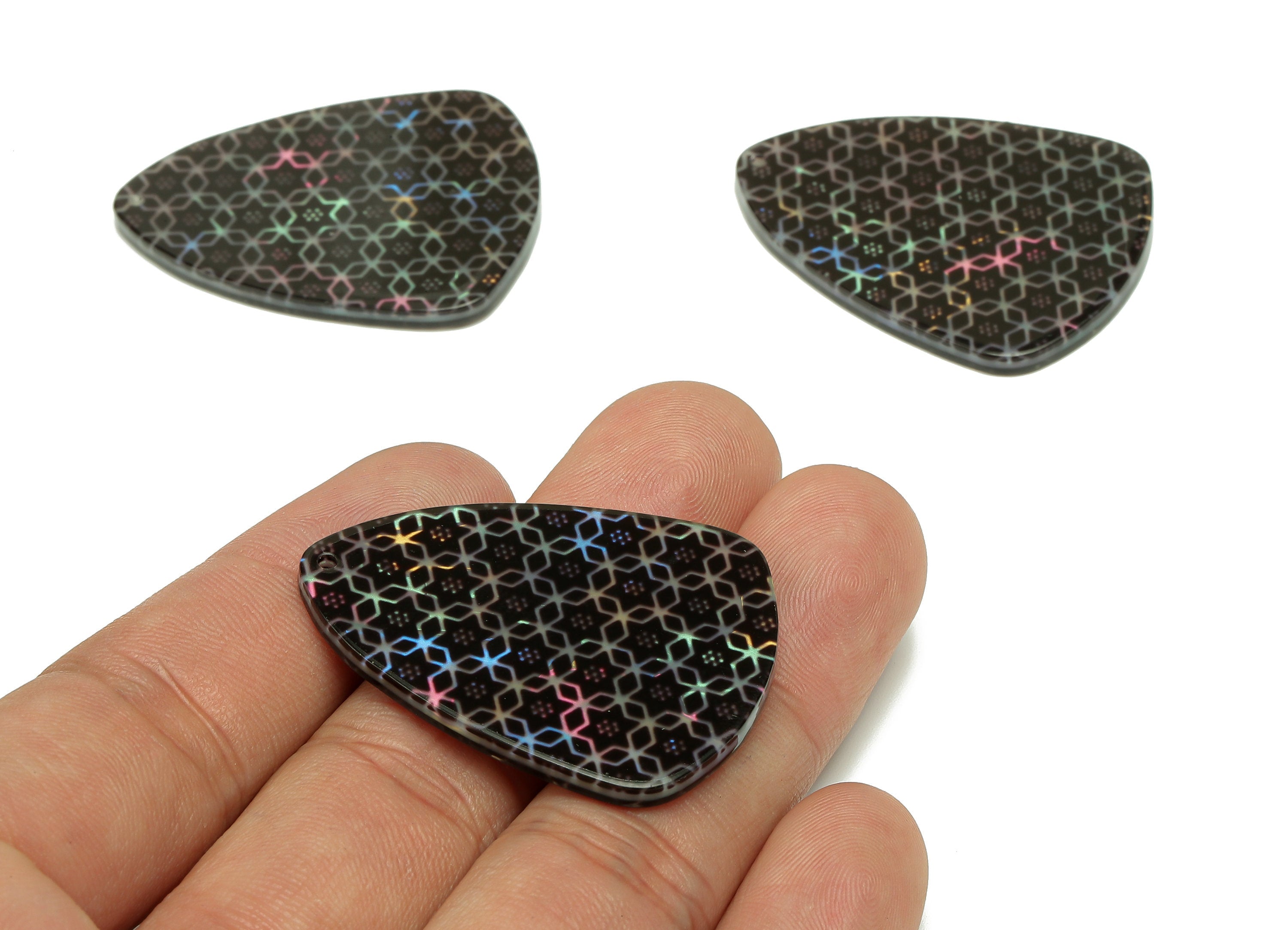 PVC Shield Earring Charm - Black Geometry Print Shield Pendant With Hole - Earring Findings - Color Code: A879 - 39.9x31.1x3mm - AC2550-A879 - DOMEDBAZAAR