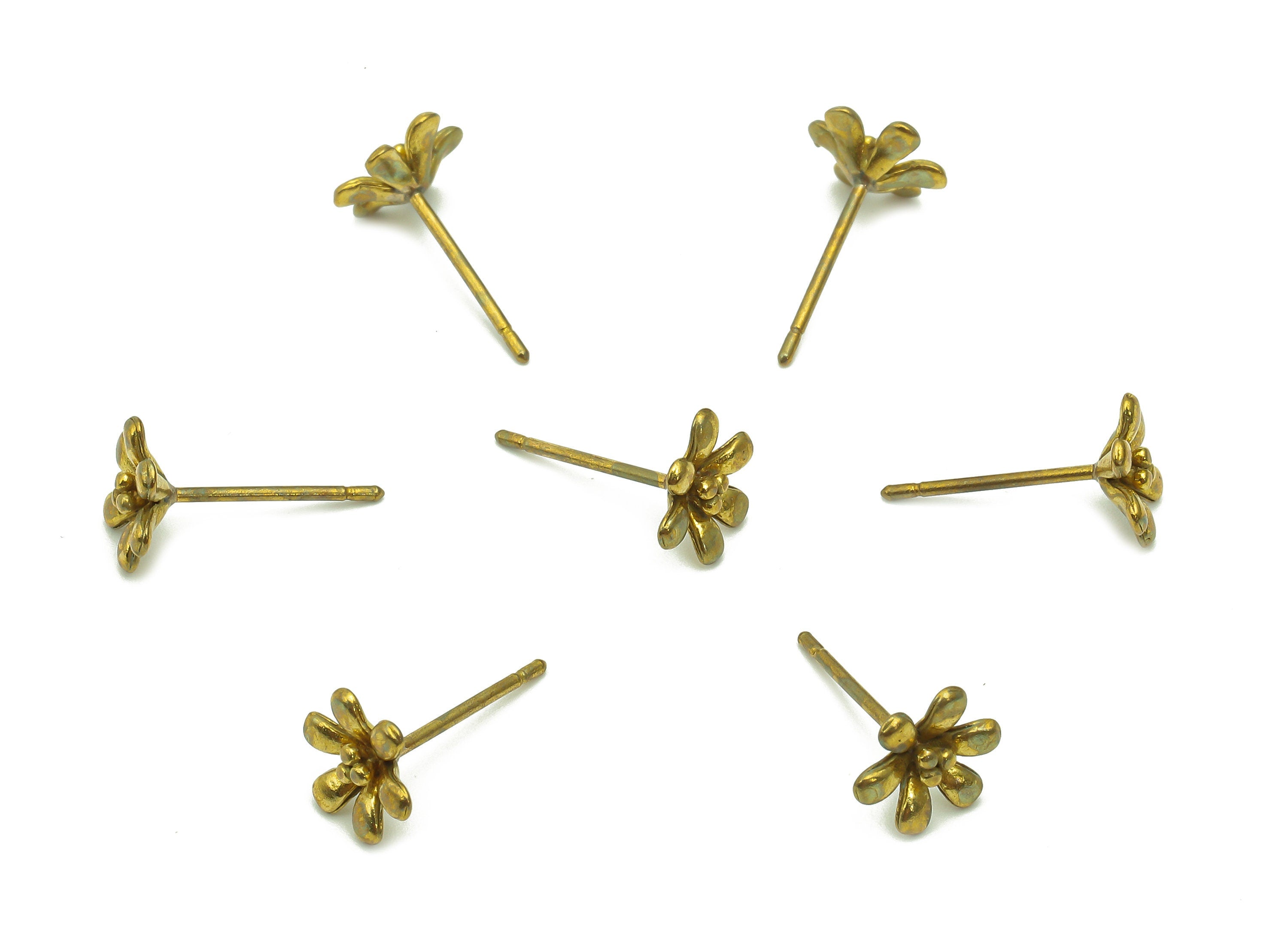 Brass Flower Earring Posts - Raw Brass Flower Stud Earring With Loop - Botanical Brass Stud - Earring Findings - 7.3x7.3x2.3mm - PP8026 - DOMEDBAZAAR