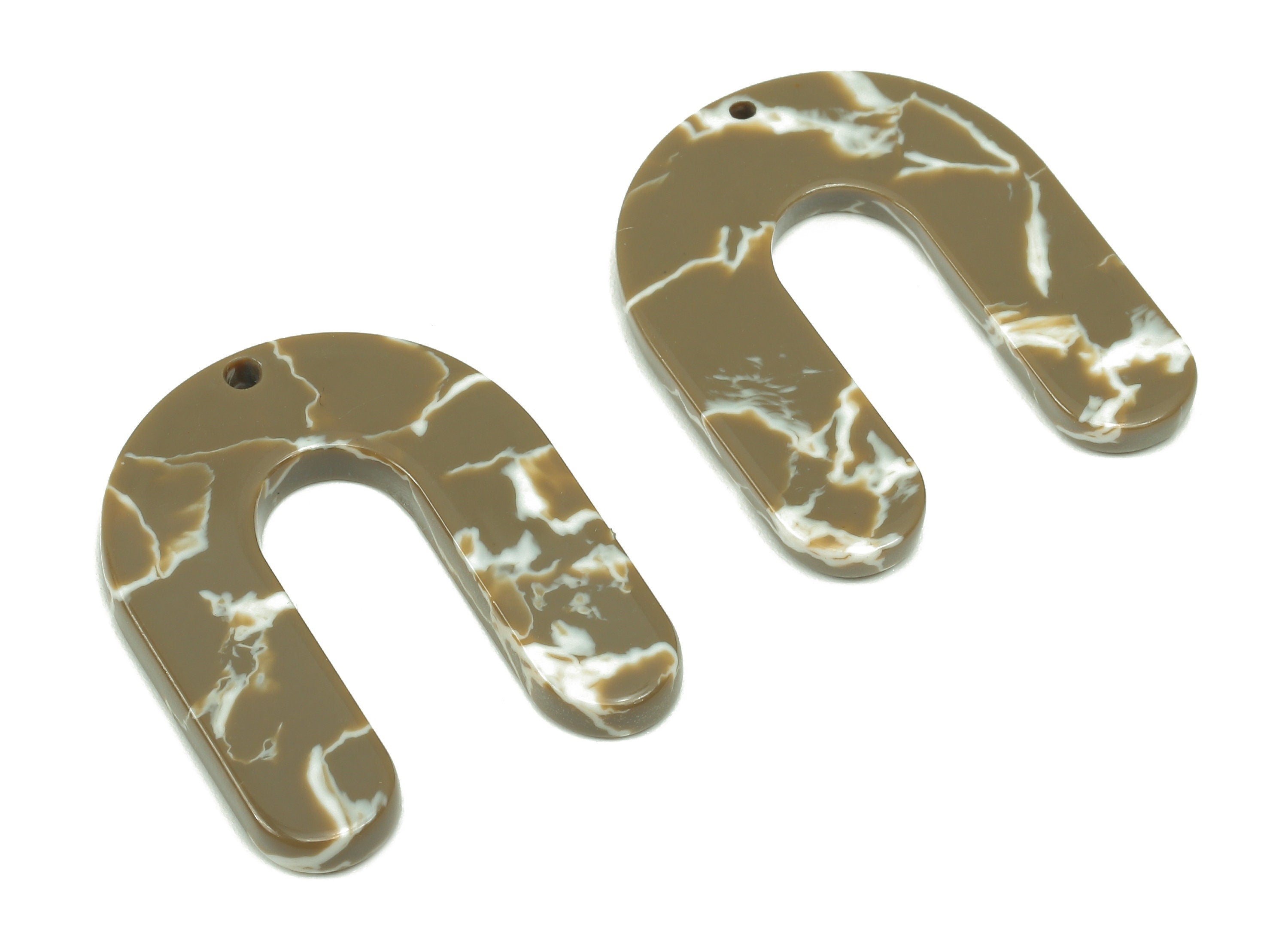 Acetate U Earring Charms - Acetate U Earring - U Horsehoe Pendant With Hole - Color Code: A844 - 29.9x24.6x2.7mm - AC2377-A844 - DOMEDBAZAAR