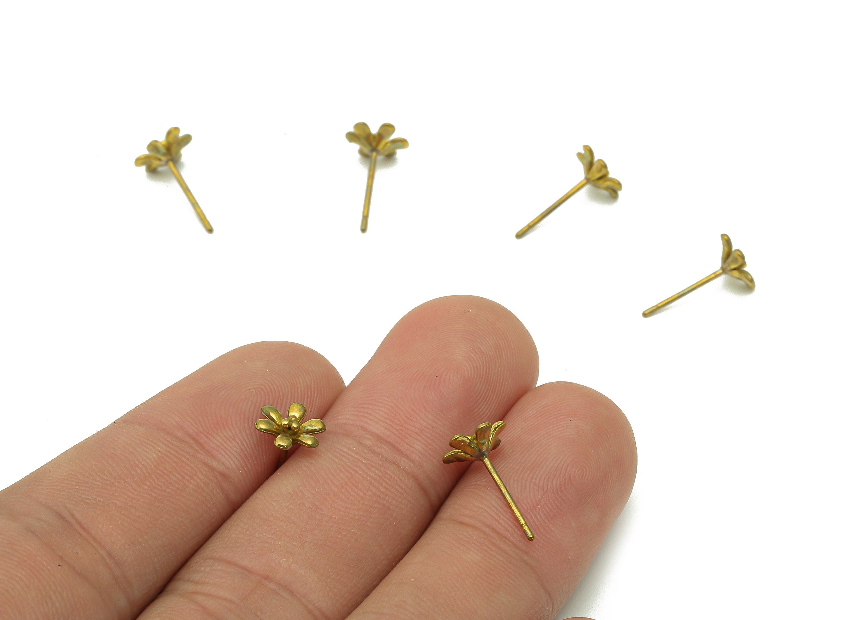 Brass Flower Earring Posts - Raw Brass Flower Stud Earring With Loop - Botanical Brass Stud - Earring Findings - 7.3x7.3x2.3mm - PP8026 - DOMEDBAZAAR