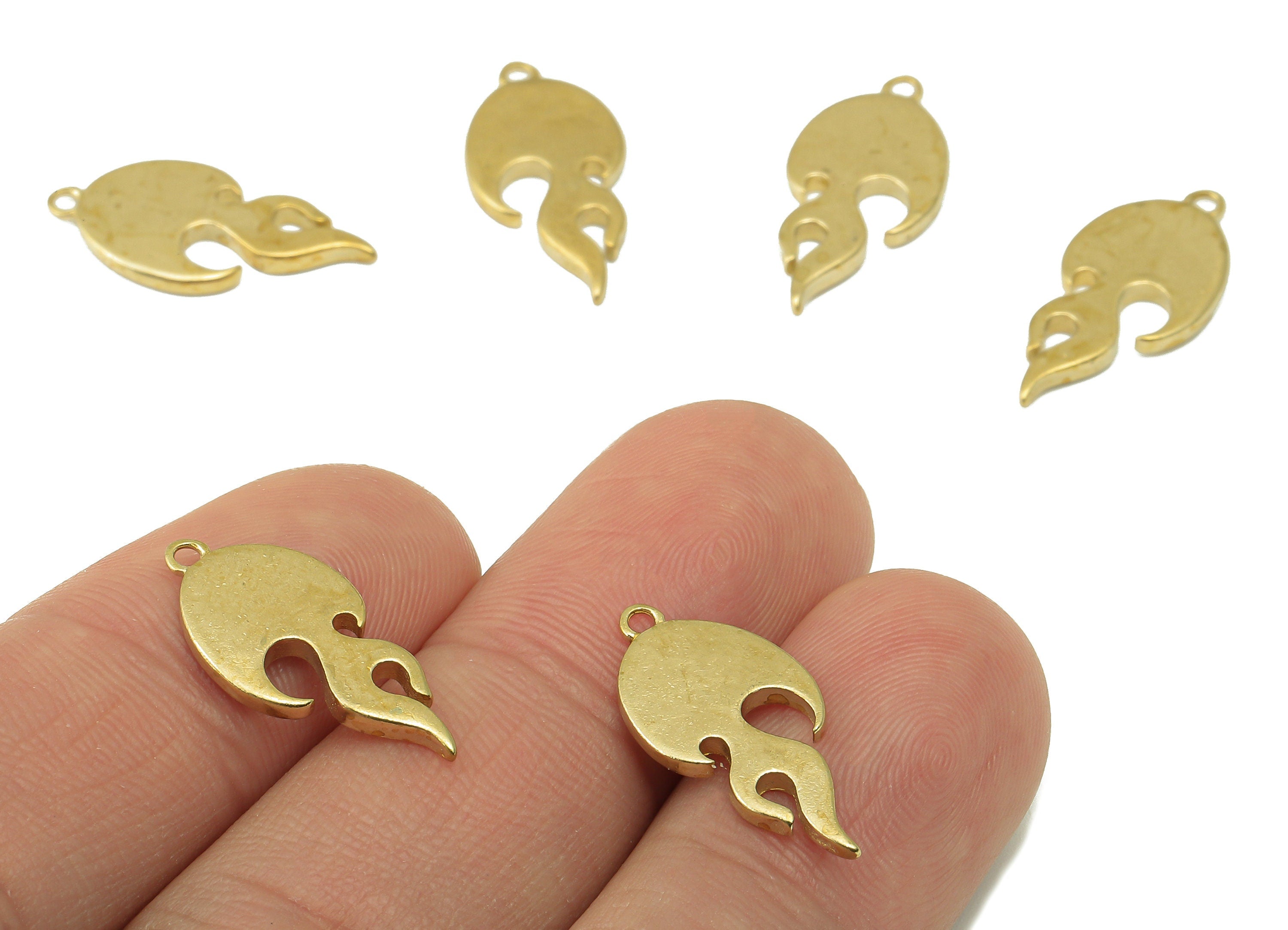 Raw Brass Textured Flame pendant-Textured Necklace Connector-Earring Pendant DIY Jewelry Making Supplies - 20.91 x 9.93 x 1.56mm - PP8384 - DOMEDBAZAAR