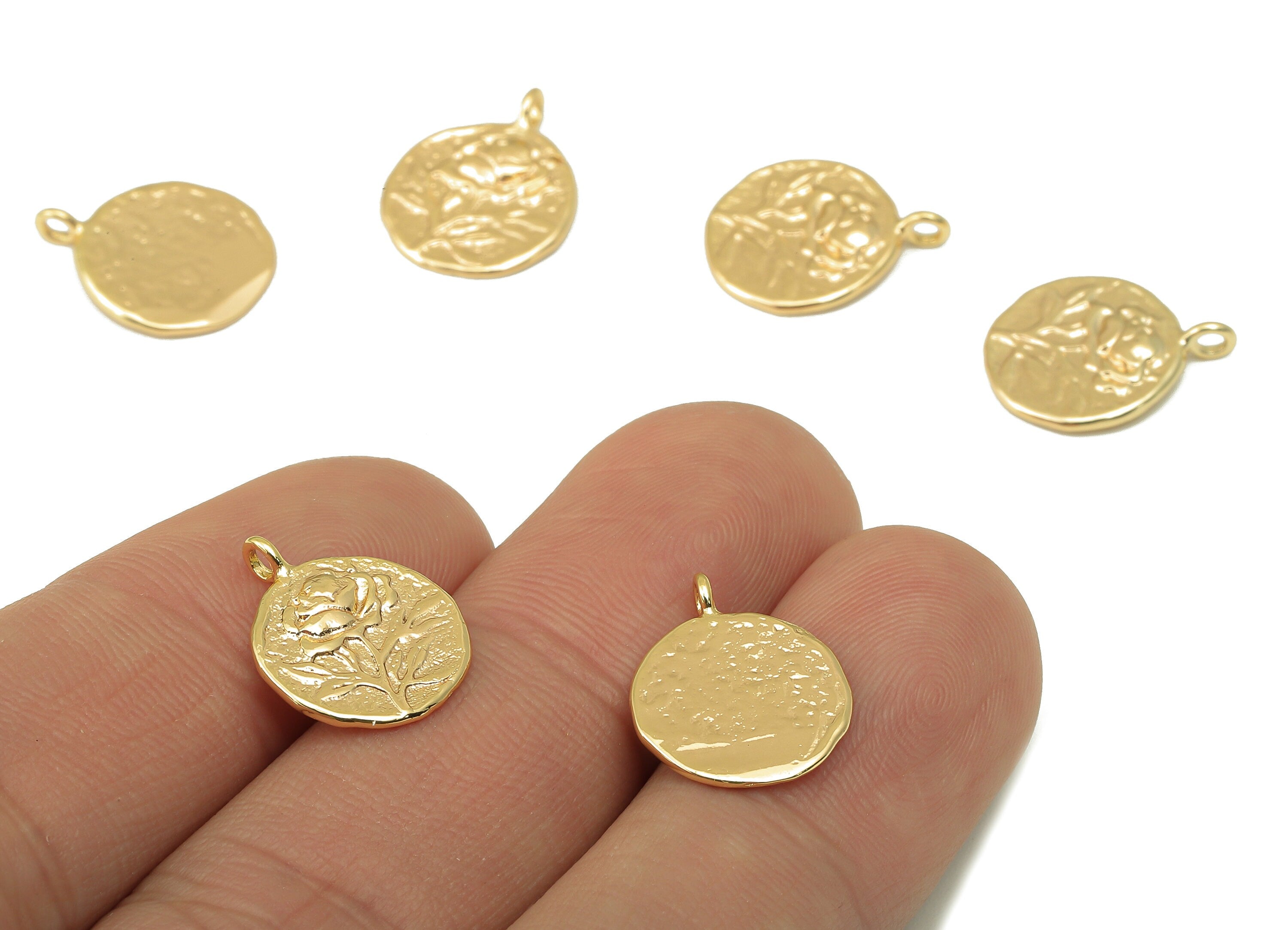 Brass Round Flower Pendant-Brass Flower Charm- Round Nacklace-Round Flower Nacklace- Jewelry Supplies-15.28x 13.88 x 2.44mm-RGP6135 - DOMEDBAZAAR