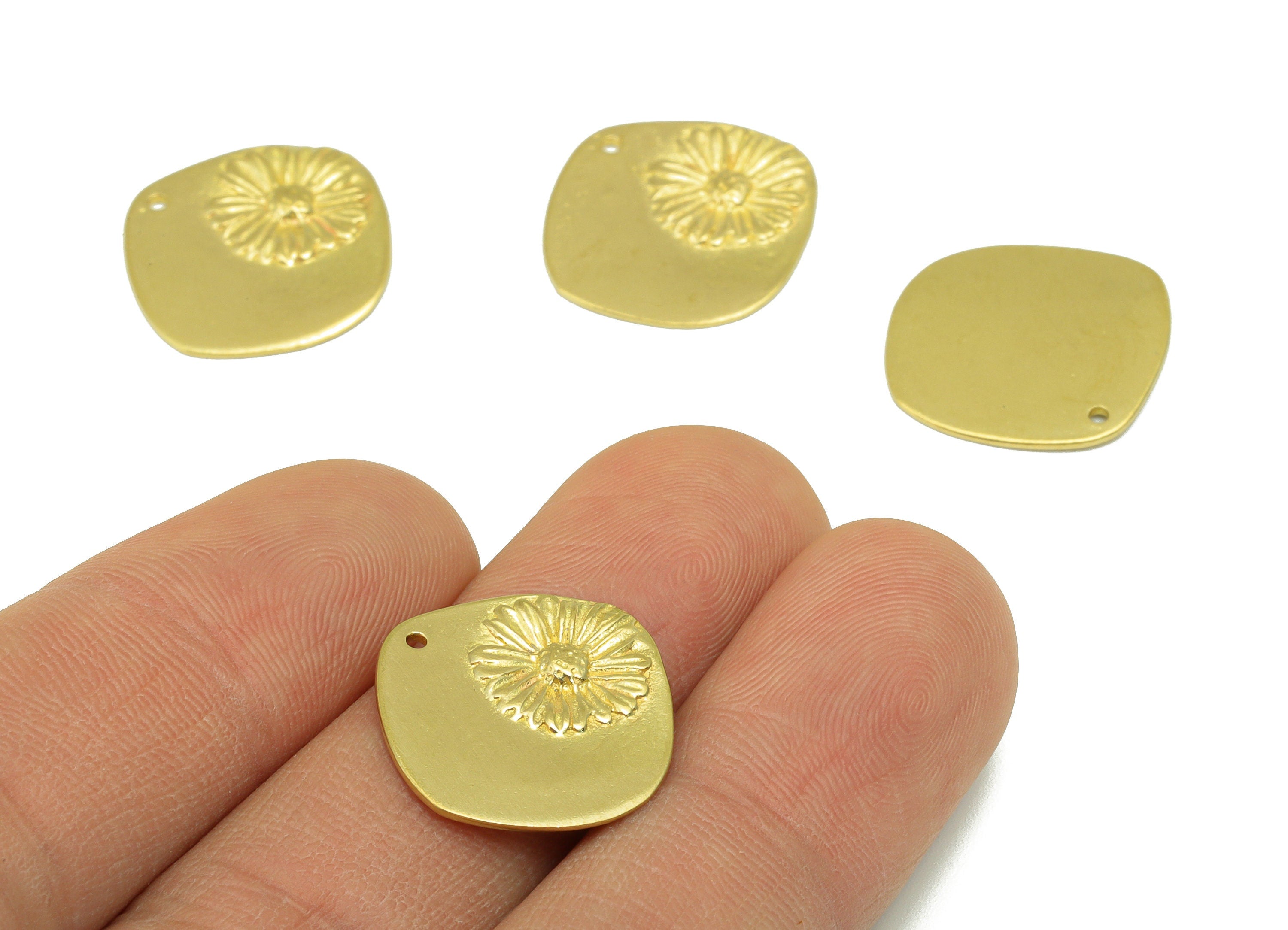 Brass Oval Square Earring- Raw Brass Flower Pendant- Botanical Flower- Daisy Flower -Earring Charm- Jewelry Supplies -18 x 17x 1.48mm-PP8443 - DOMEDBAZAAR