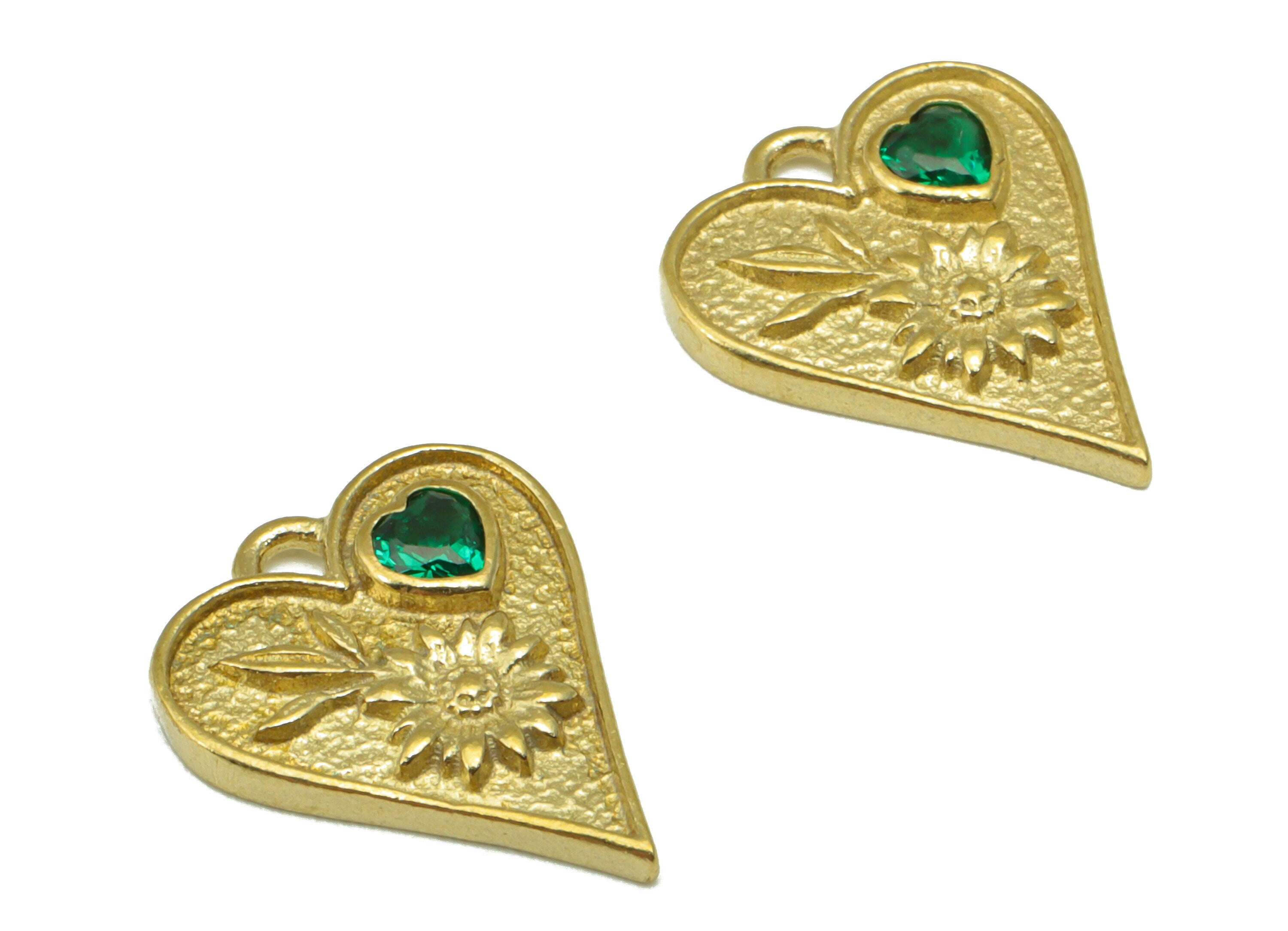 Brass Heart Earring Charm - Flower Green Heart Pendant - Botanical Hammered Heart Charm - For Necklace - 15.21 x 12.15m x 2.28mm- PP8402 - DOMEDBAZAAR