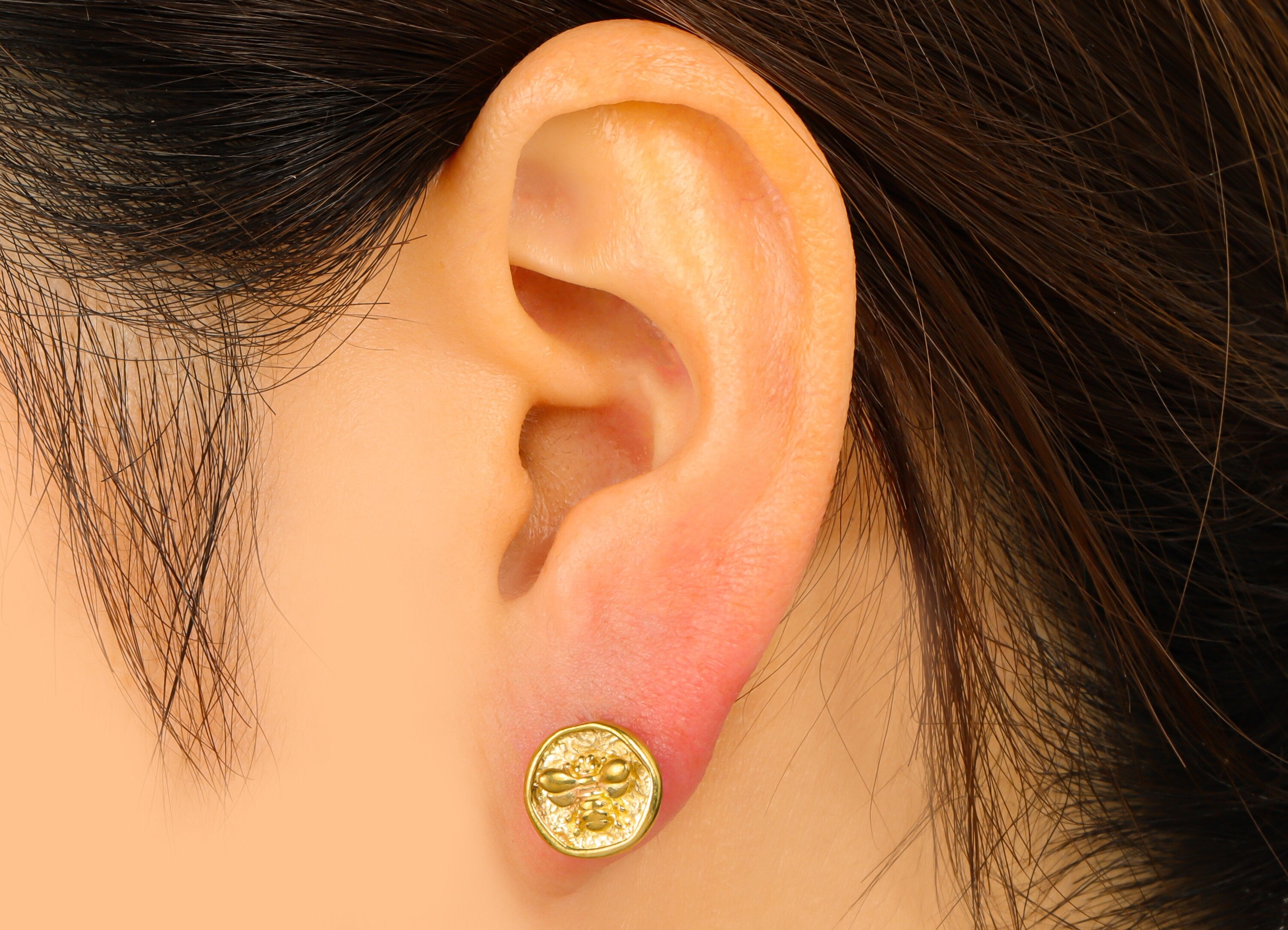 Brass Round Bee Earring Stud - Raw Brass Insect Stud - Hammered Bee Stud with  Loop - Bee Earring Post -Jewelry Supplies- 10x10x3.3mm-PP8449 - DOMEDBAZAAR