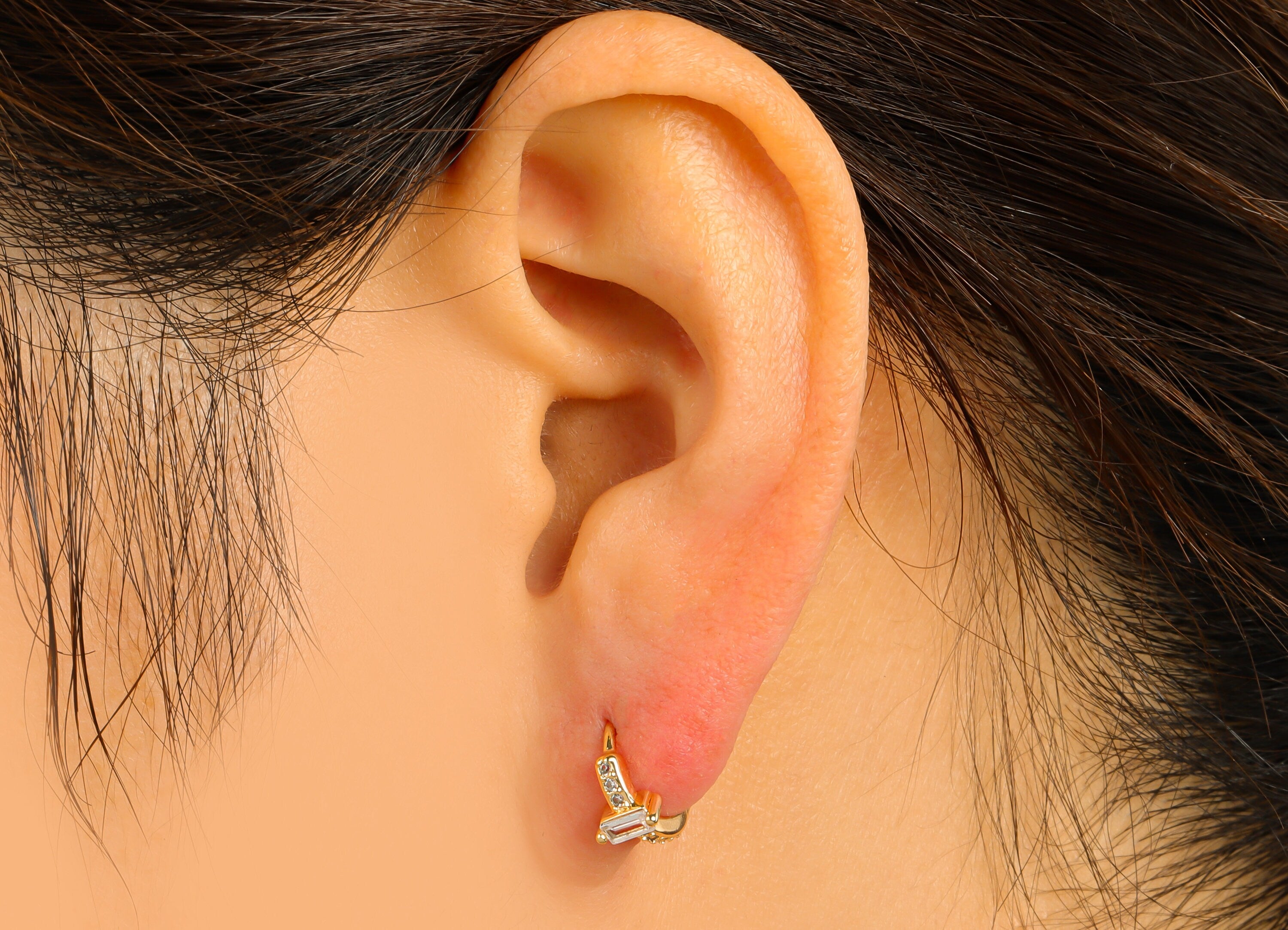 Brass Hoop Earring Clasp - Brass Emerald Clasp -Mini Ring Cubic Zirconia Huggie Clasp -18K Real Gold Plated- 11.93x 10.44x 2.88mm -RGP6526 - DOMEDBAZAAR