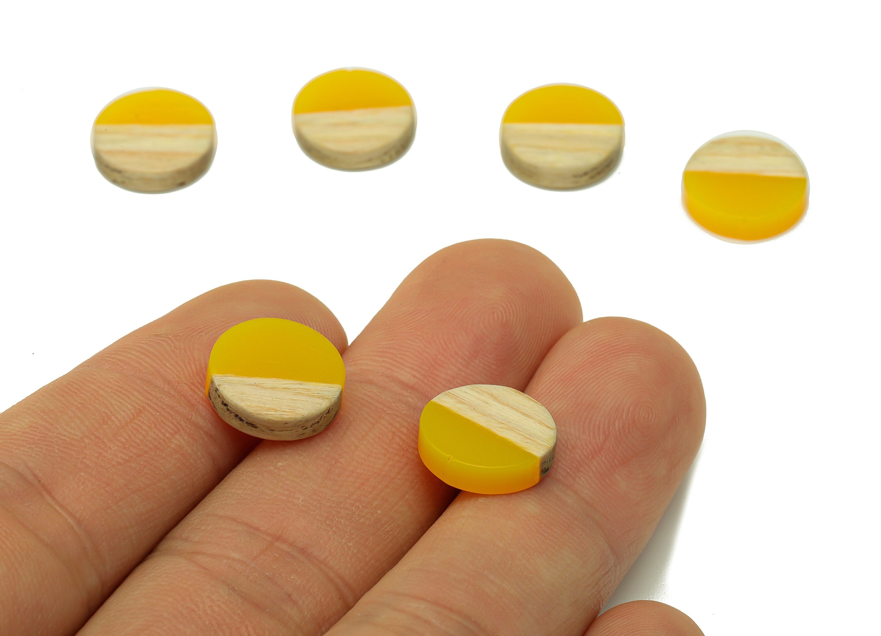 Redwood Resin Round Earring Charm - Redwood Light Yellow Resin Circle Charm - Redwood Resin Charm - 12.17x 12.13x 2.75mm - BB1312A - DOMEDBAZAAR