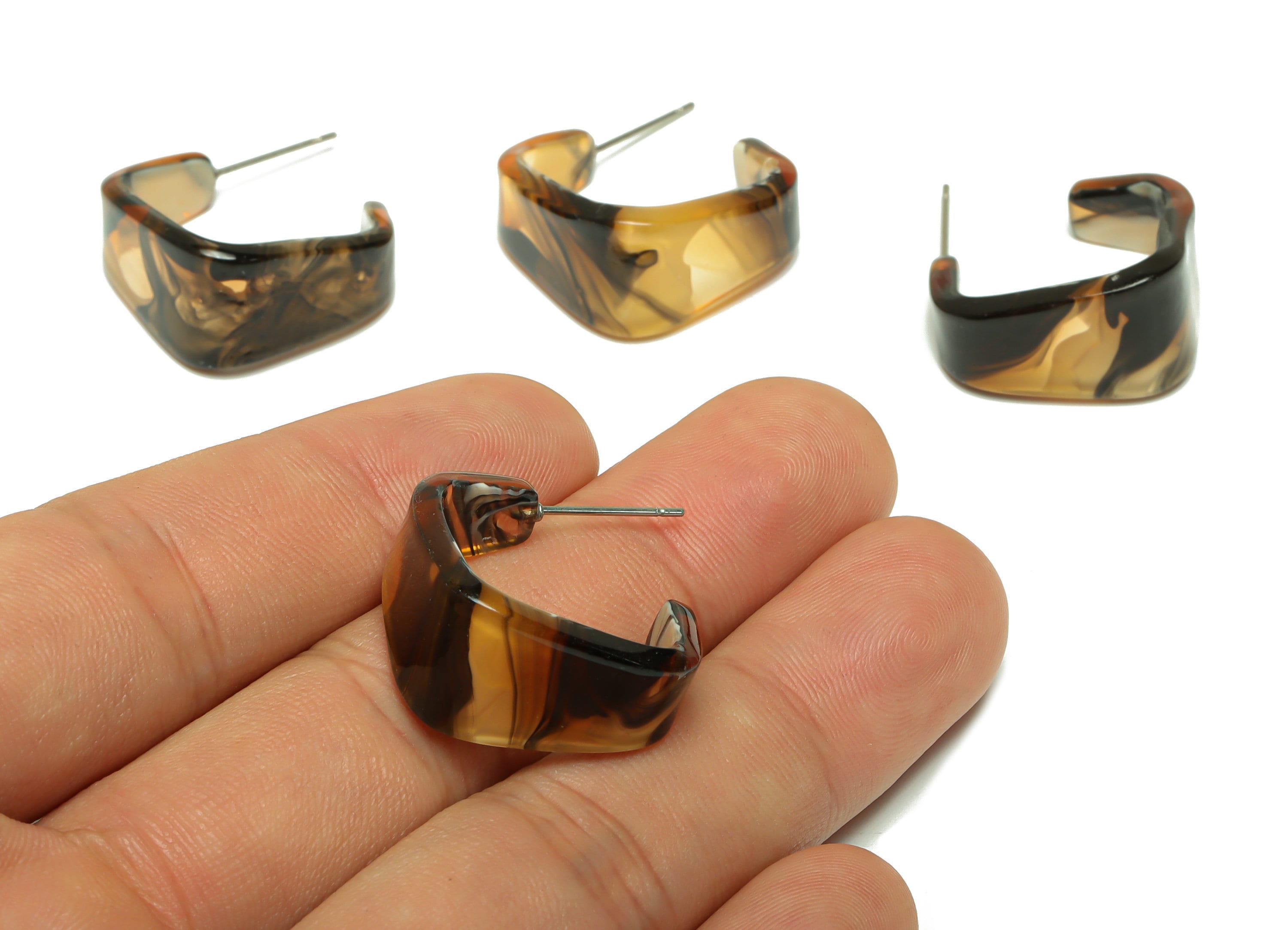 Acrylic Hoop Earrings Stud -Acrylic Wide Rainbow Earring - Open Hoop Square Earring Post - Color Code:931- 26x21x2.8mm - AC2617-A931 - DOMEDBAZAAR