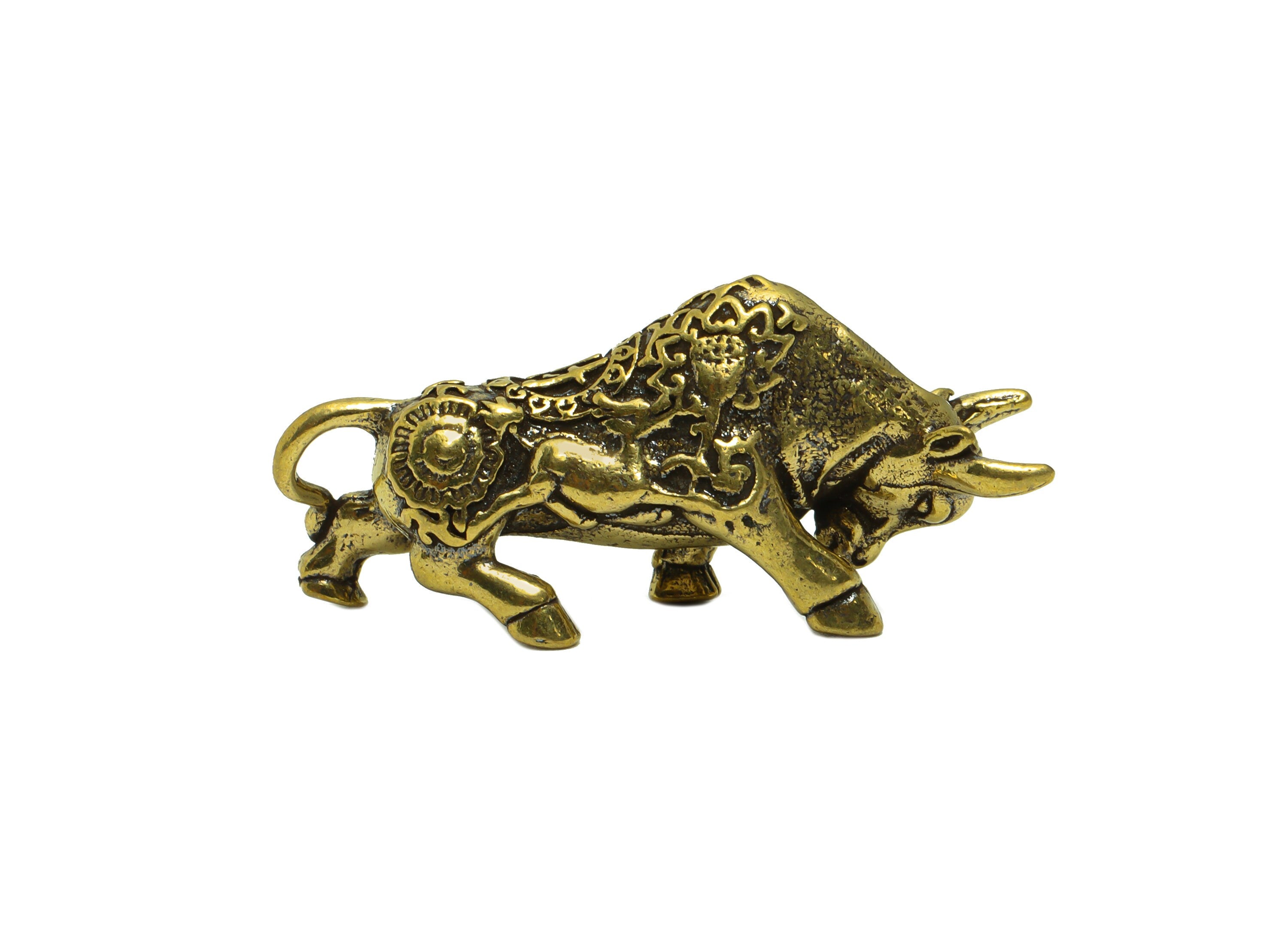 Brass Bull Charm - Raw Brass Bull Earring Charms - Antique Looking Pendant - Bull Figure - Bull Pattern Charms - 41.21x19.14x12.1mm - PP8741 - DOMEDBAZAAR