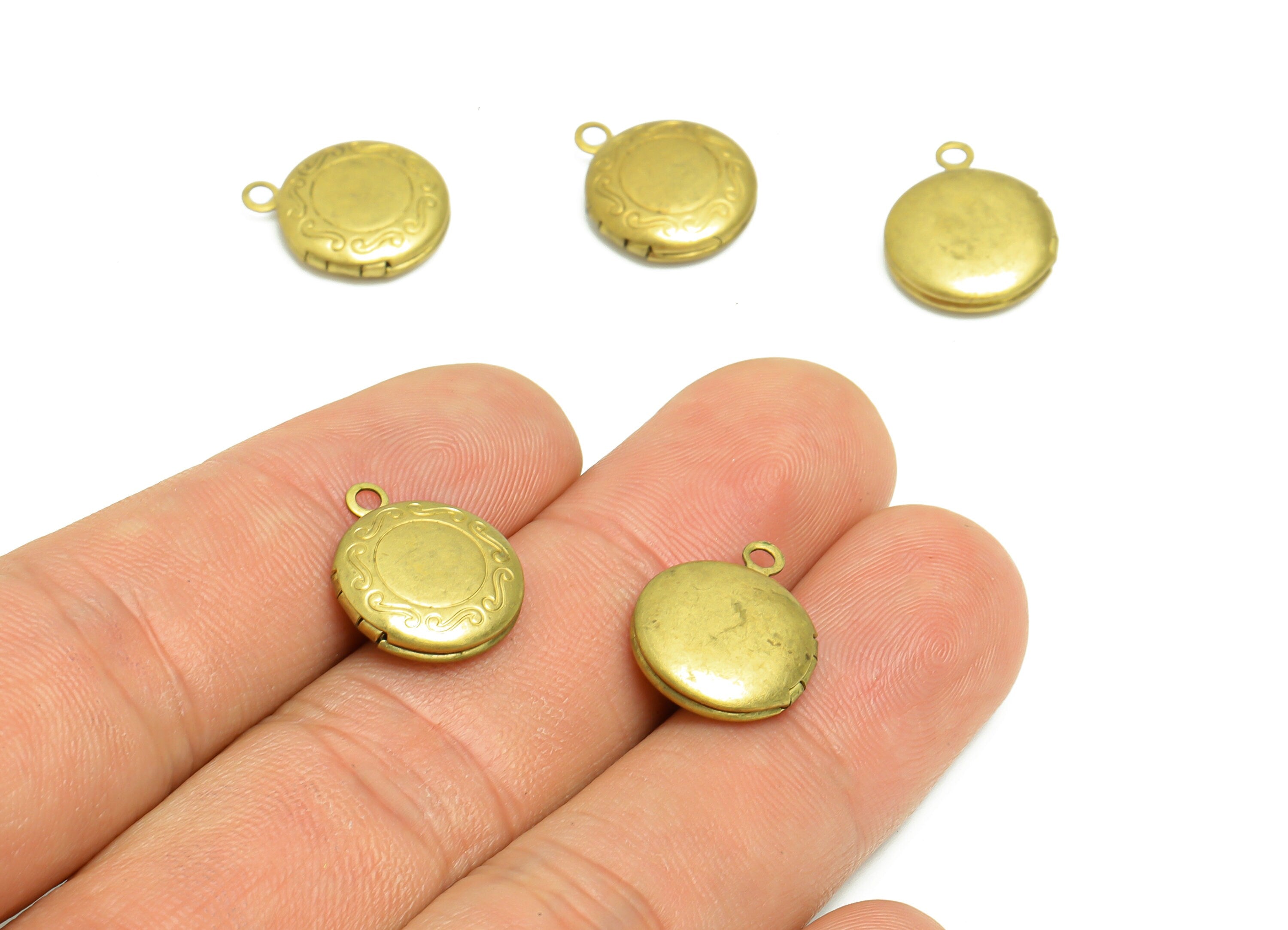 Brass Round Locket Charm - Raw Brass Antique Vintage - Antique Looking Locket - Engraved Locket - Vintage Looking Locket-16x13x4mm - PP8947 - DOMEDBAZAAR