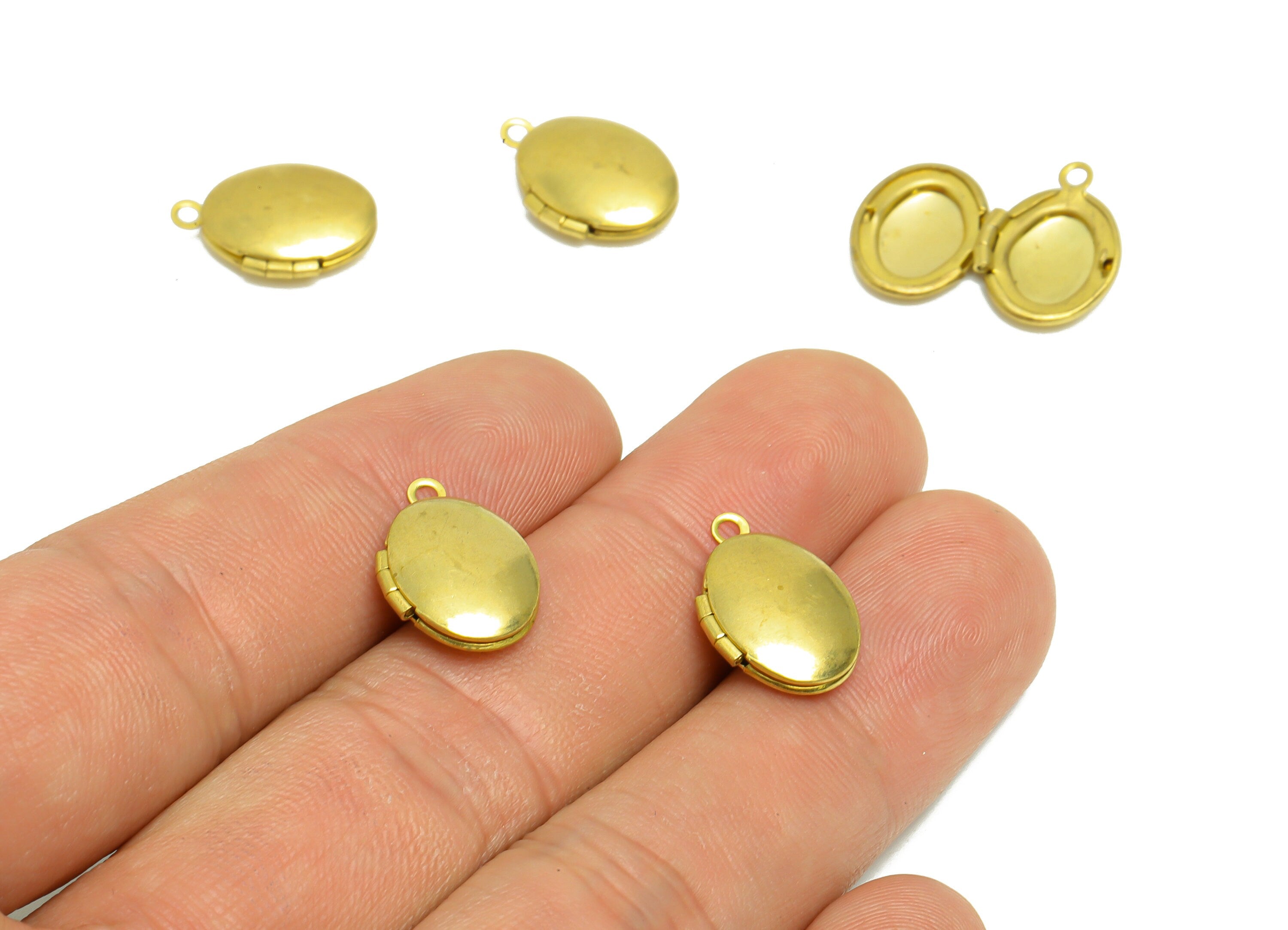 Brass Oval Locket Charm - Raw Brass Antique Vintage - Antique Looking Locket - Vintage Looking Locket - For Necklace - 23.53x15x5mm - PP8934 - DOMEDBAZAAR