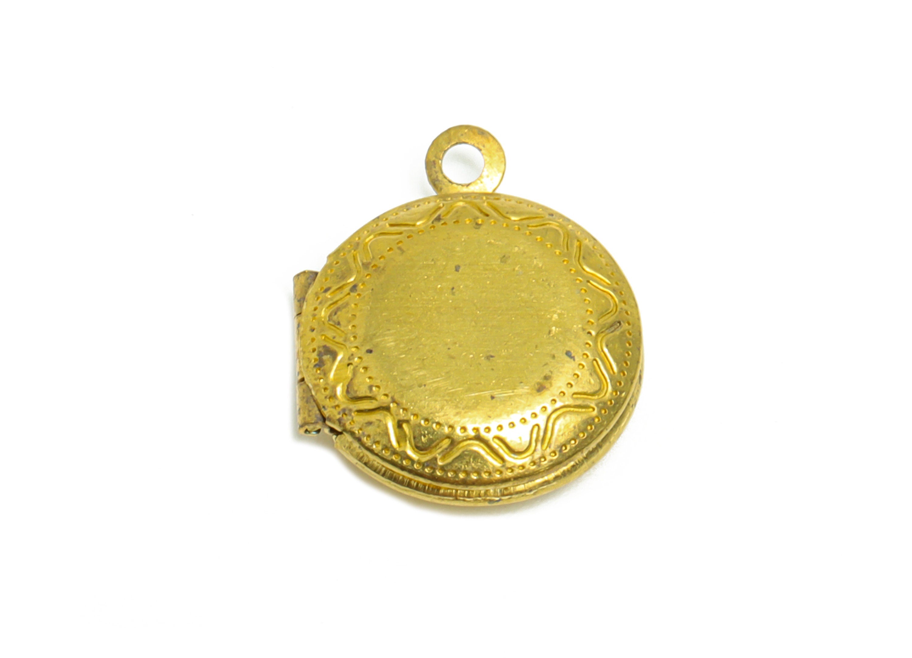 Brass Round Locket Charm - Raw Brass Antique Vintage - Circle Locket Charms - Round Locket For Engraved- 15.75x13.6x4mm - PP8922 - DOMEDBAZAAR