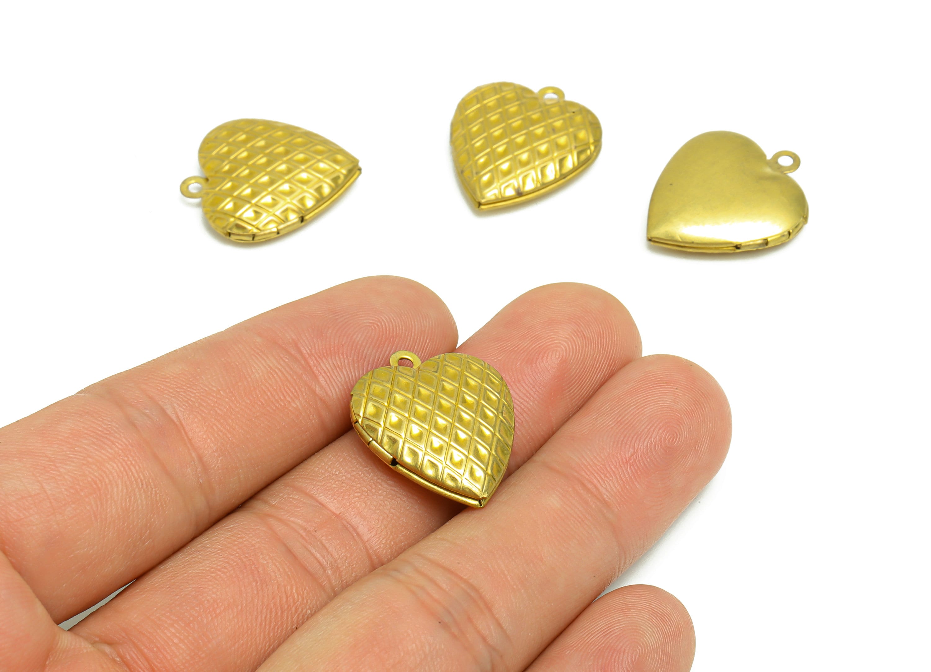 Brass Heart Locket Charm - Raw Brass Antique Vintage Engraved Locket - Antique Looking Locket - Vintage Looking Locket - 21x19x5mm - PP8921 - DOMEDBAZAAR