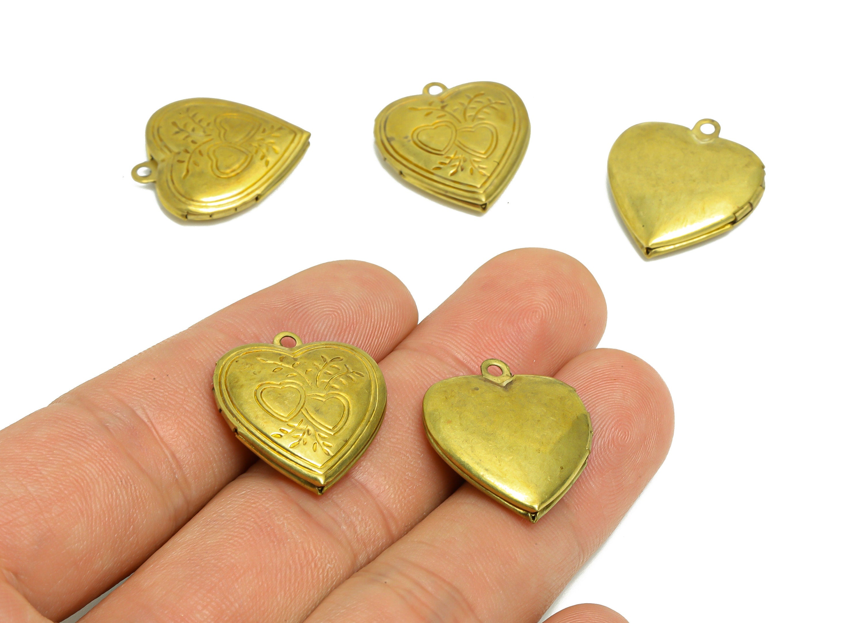 Brass Heart Locket Charm - Raw Brass Engraved- Antique Vintage - Antique Looking Locket - Vintage Looking Locket- 23x20x5mm - PP8939 - DOMEDBAZAAR