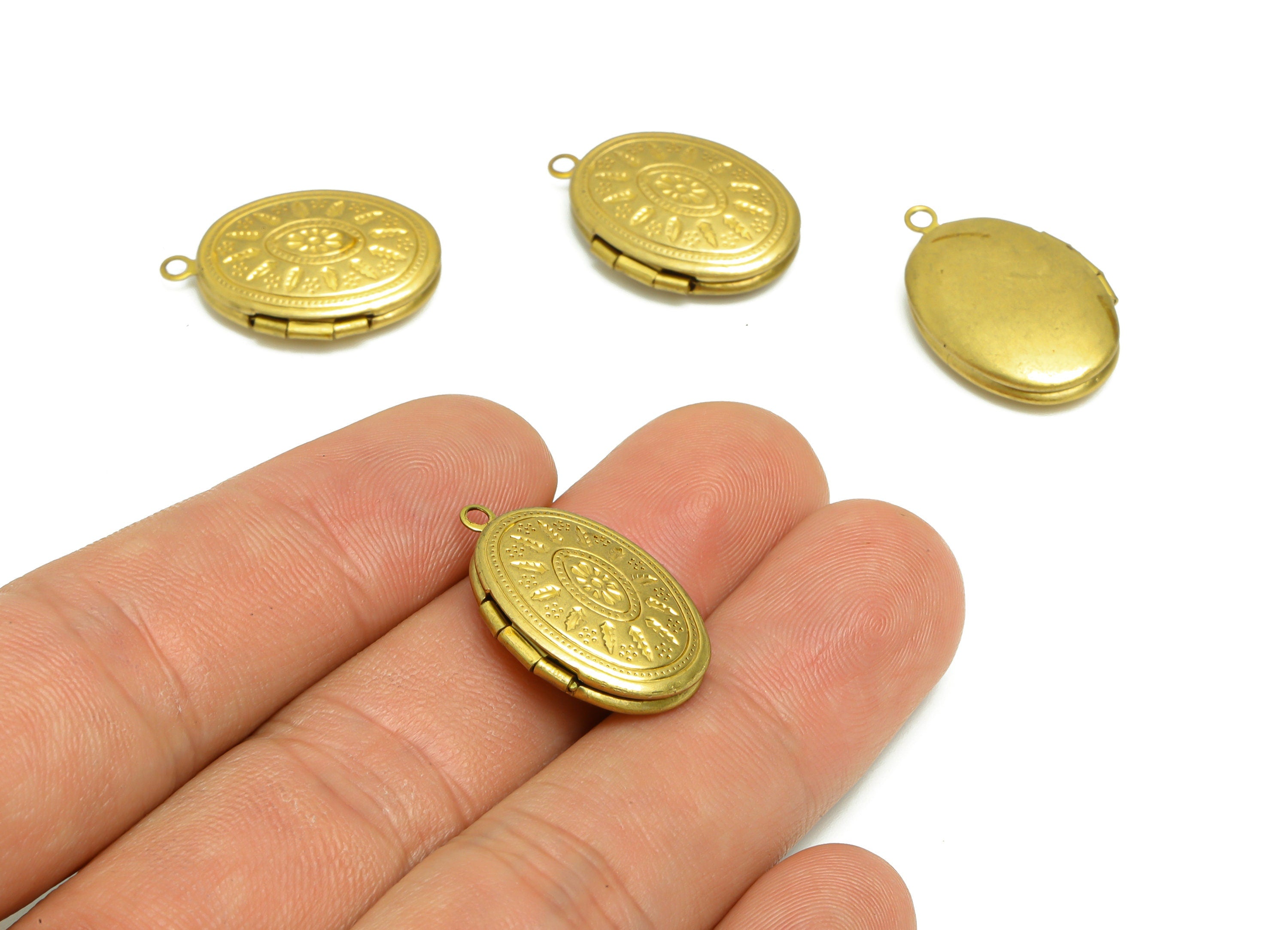 Brass Oval Locket Charm - Raw Brass Pattern Locket Charms - Antique Looking Locket - Vintage Looking Locket- 23.66x15.72x5.58mm - PP8933 - DOMEDBAZAAR