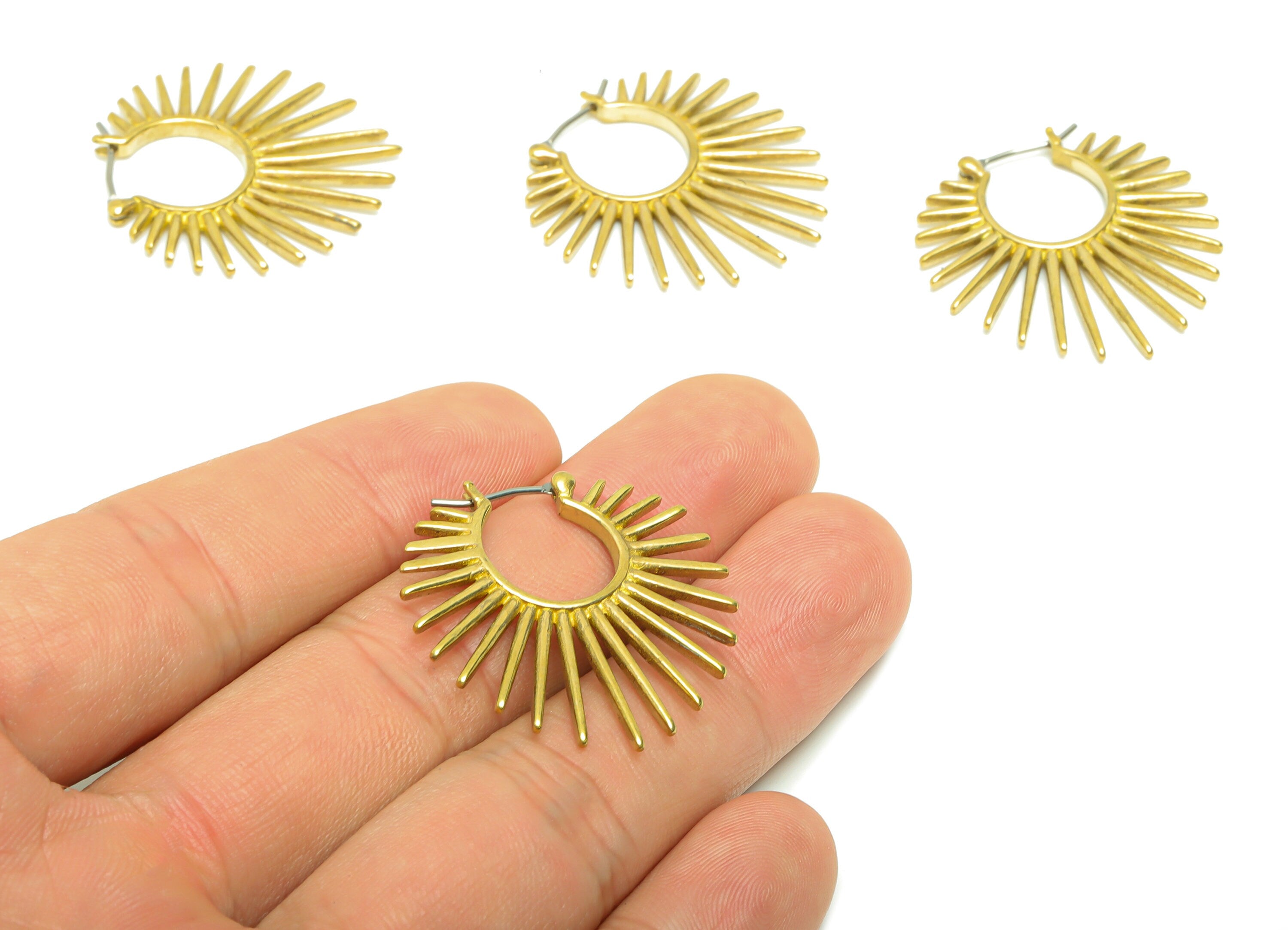 Sunburst Hoop Earrings - Raw Brass Sunshine Huggie Hoop Clasp - Brass Sun Hoop Clasp - Sun Ray Clasp - 30.31x29.57x2.34mm- PP8659 - DOMEDBAZAAR