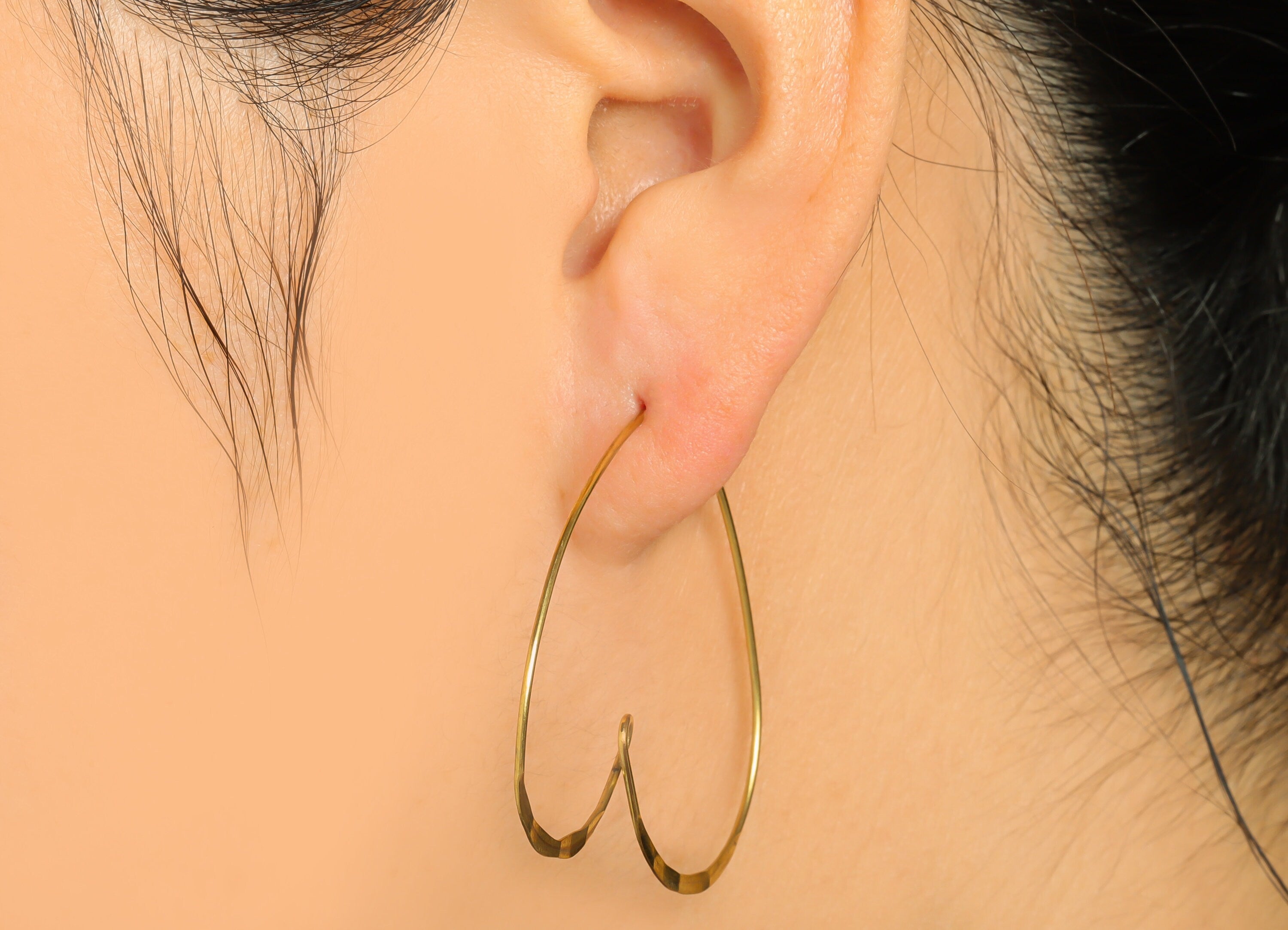 Hammered Heart Wire Hoop Earring - Brass Hammered Heart Wire Lock Earring - Heart Wire Hoop Lock Earring Charm - 57.73x60.22x0.99mm-PP9041 - DOMEDBAZAAR