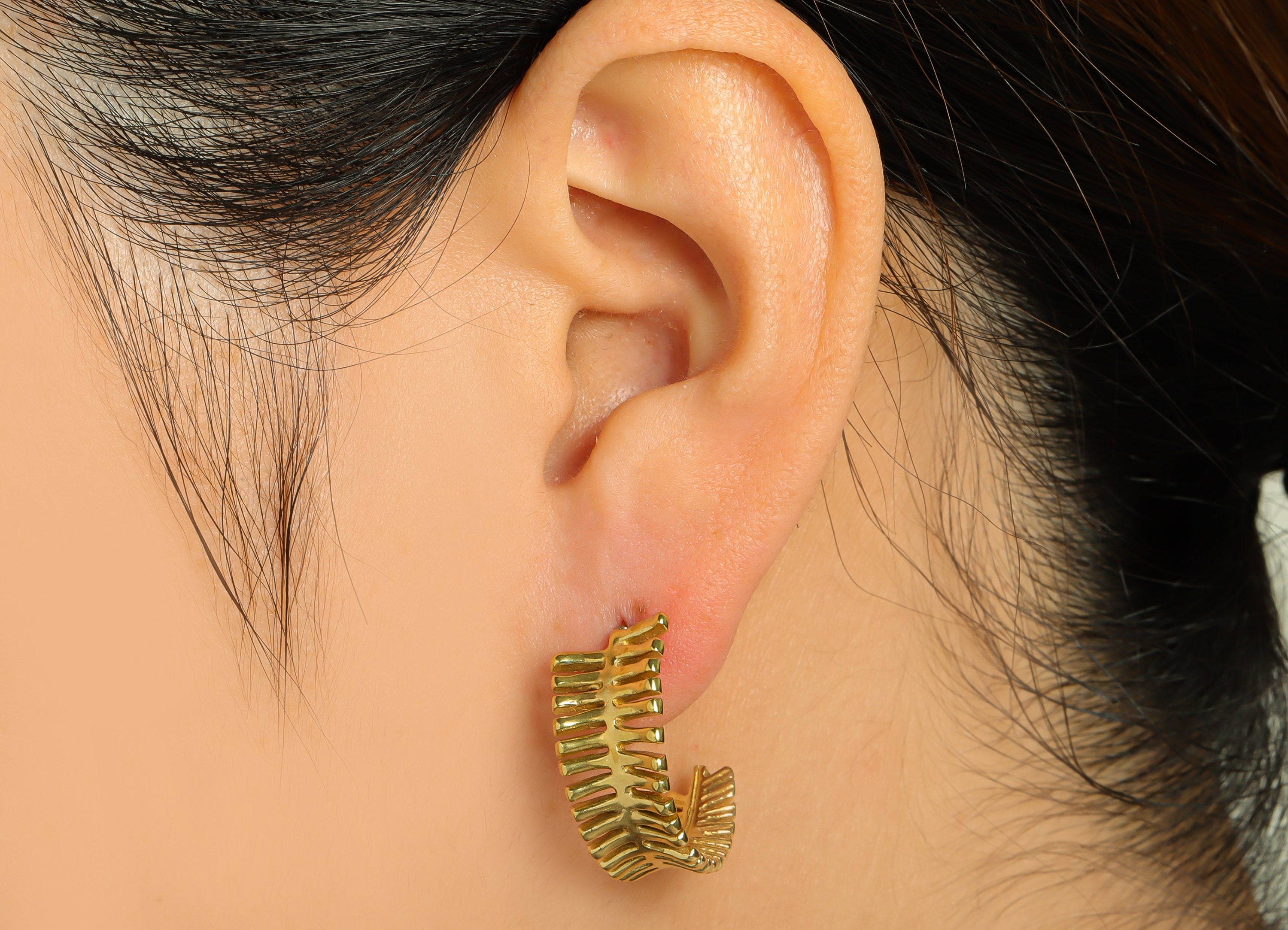 Brass Feather C Hoop Earring Post - Bent Leaf Earring Stud - Brass Hoop Feather Bent Earring Post - Hoop Earring Post - 25x22x2mm- PP9095 - DOMEDBAZAAR