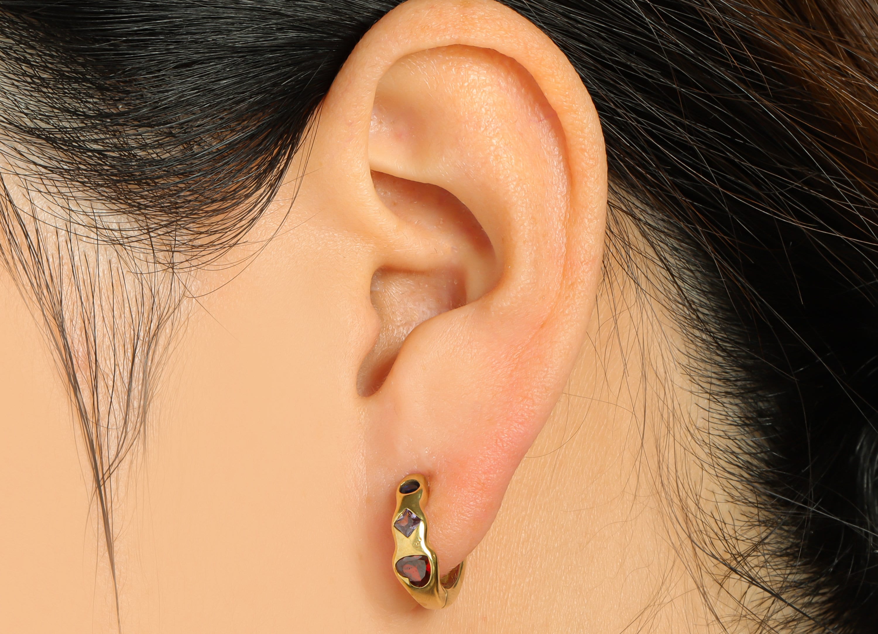 Brass Huggie Hoop Earring - Brass Heart Clasp Hoop Earring - Wavy Square Hoop Earring - Rainbow Zircon Hoop Earring - 16x14x4mm - PP9004 - DOMEDBAZAAR