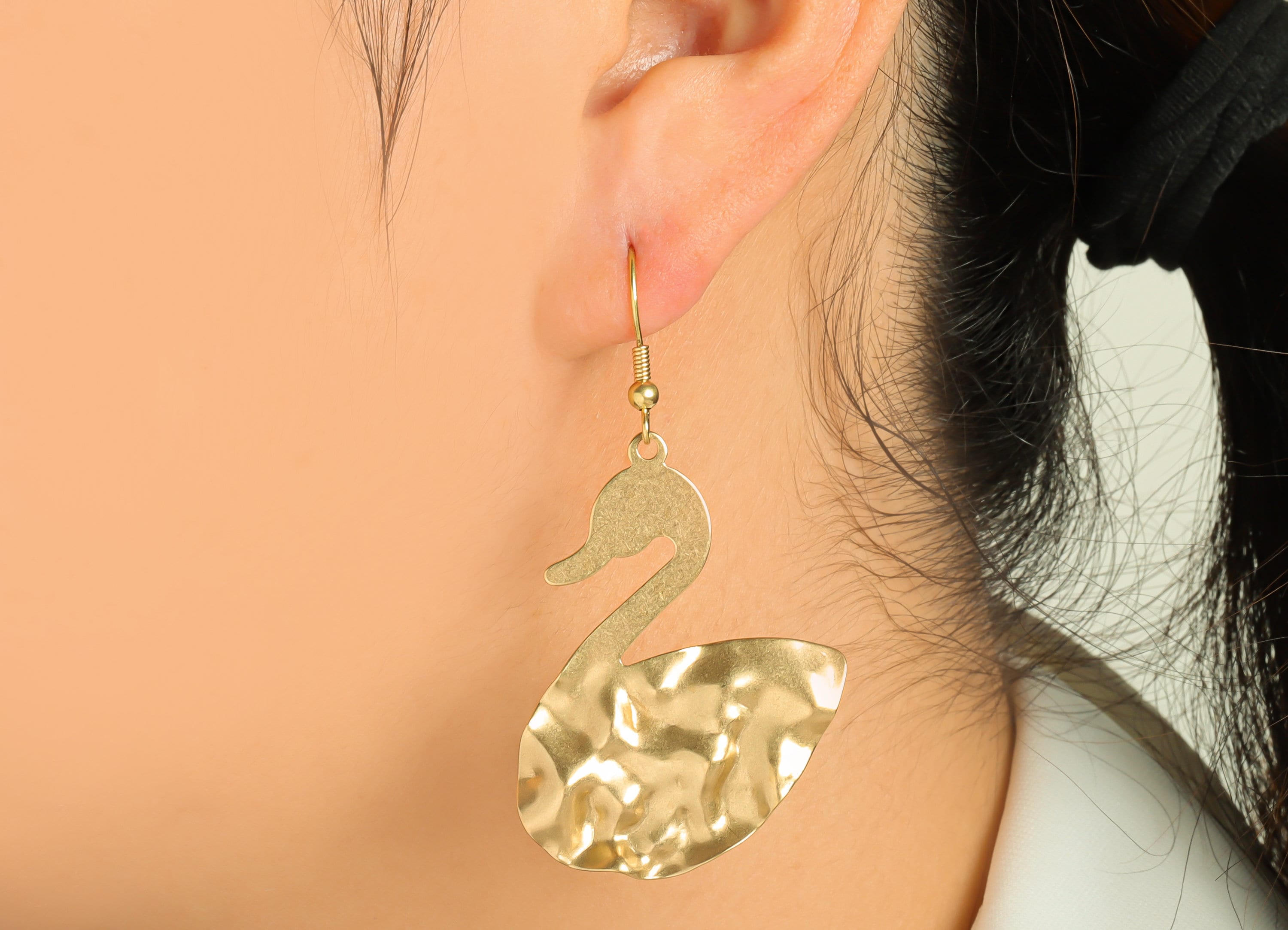 Hammered Swan Ear Wire - Brass Wavy Goose Earring Hook - Brass Animal Earring Wire Hook - Wire Hook Earring - 43.97x33.80x1.23mm -PP8883 - DOMEDBAZAAR
