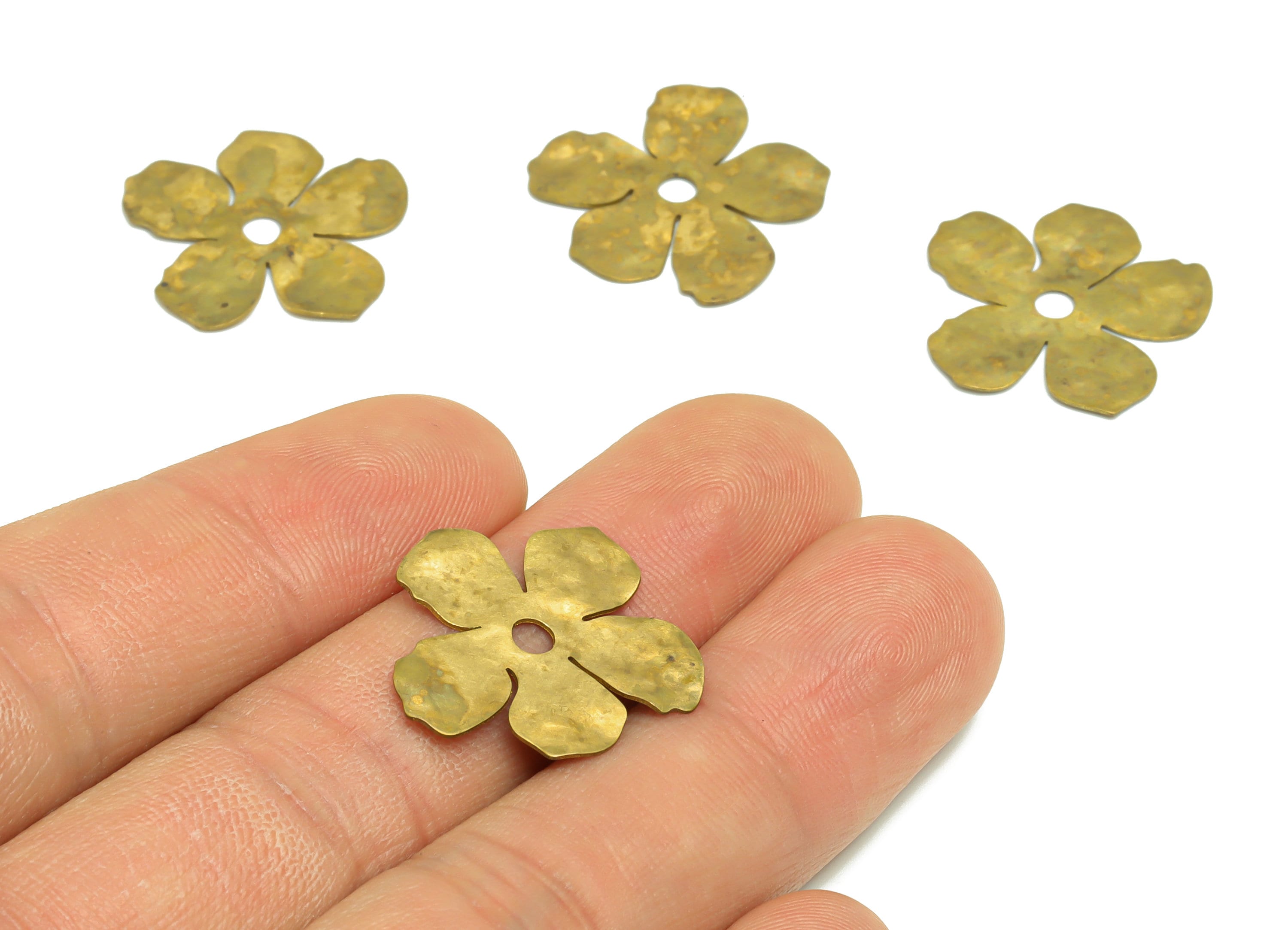 Brass Hammered Flower Charm - Raw Brass Flower Charm - Hammered Daisy Charm - Hammered Flower Pendant - For Pendant - 22x21x0.63mm - PP9482 - DOMEDBAZAAR