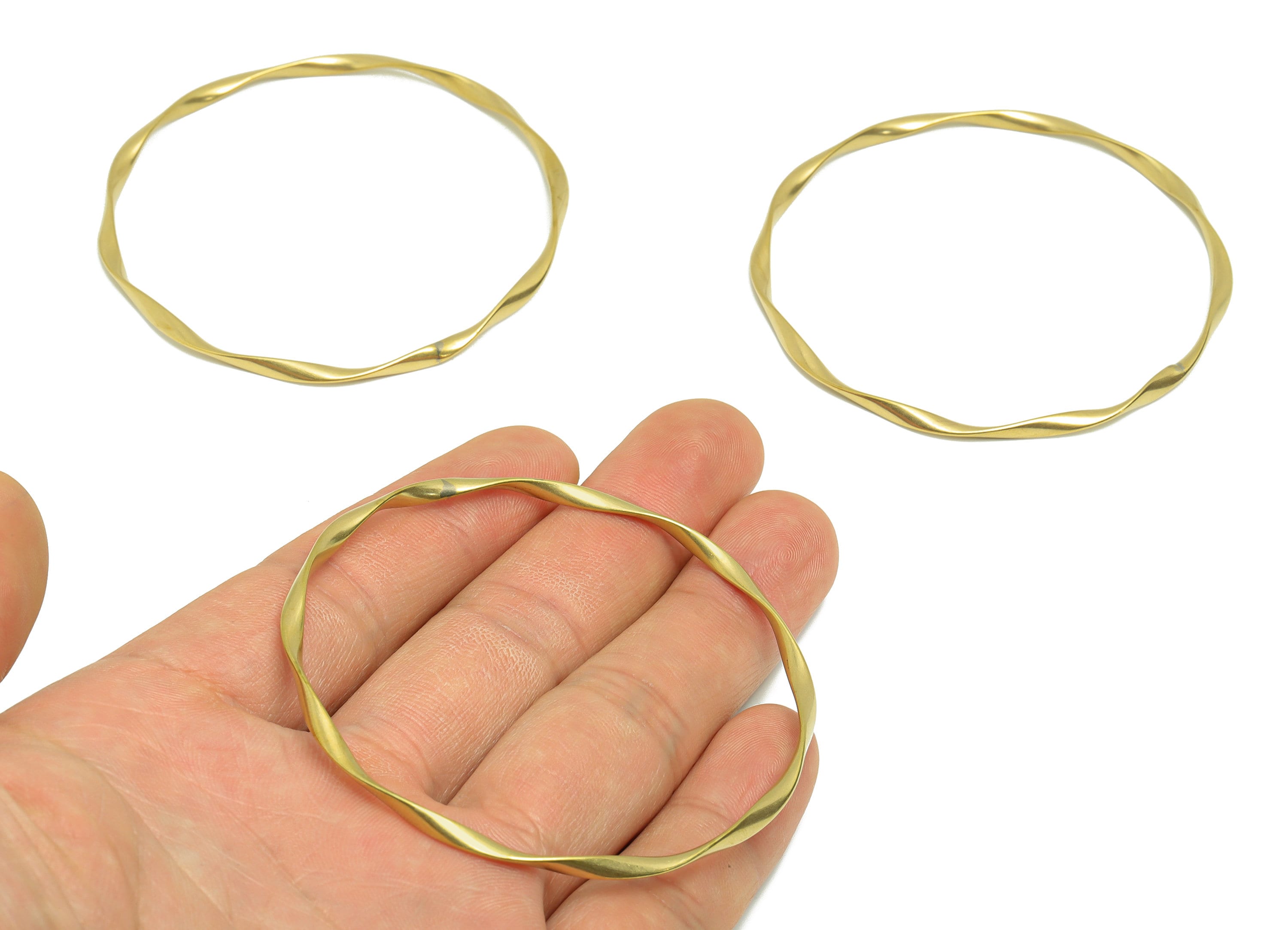 Brass Twisted Wire Bracelet - Brass Circle Bracelet - Brass Wavy Ring Bracelet - Wavy Wire Bracelet - Jewelry Supplies - 65x65x2mm - PP9425 - DOMEDBAZAAR