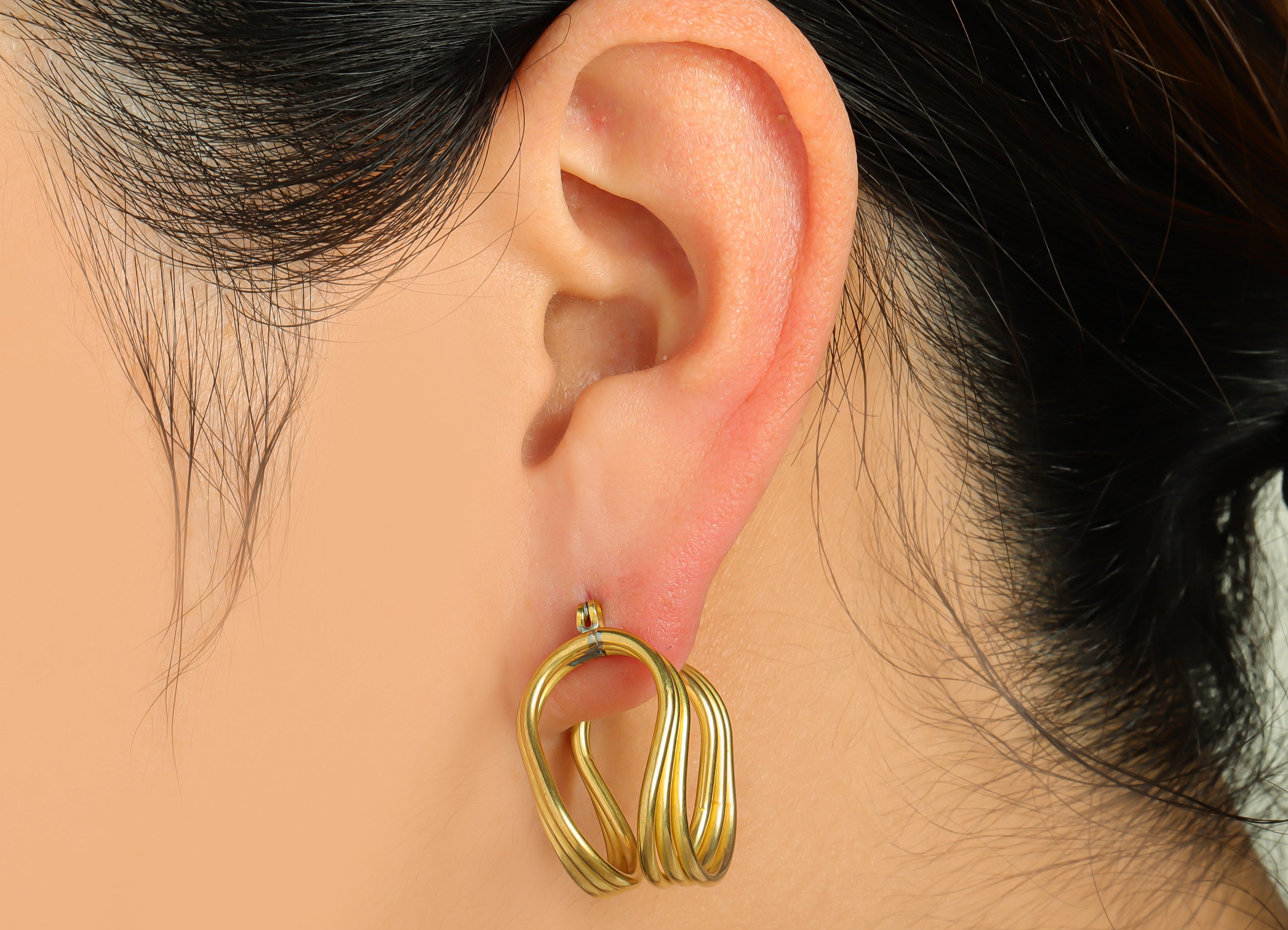 Brass Wire Hoop Earring - Raw Brass Hinged Back Earring - Brass Twisted Hinged Back Earring - Wire Bent Earring - 25x17x15mm - PP9478 - DOMEDBAZAAR