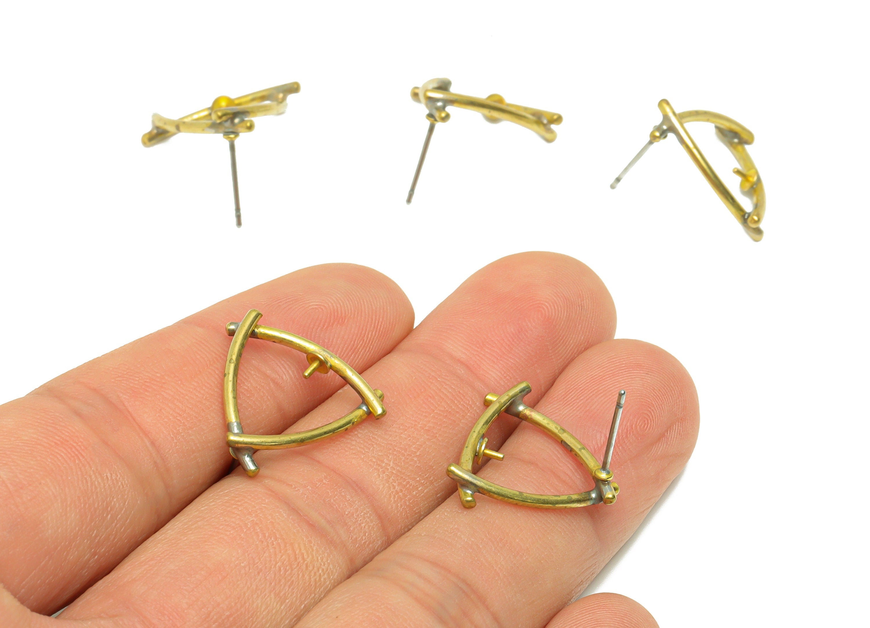 Brass Triangle Earring Post - Triangle Wire Earring Stud - Brass Stick Wire Earring Post - Wire Earring Post for Pearl - 17x18x1mm- PP9022 - DOMEDBAZAAR