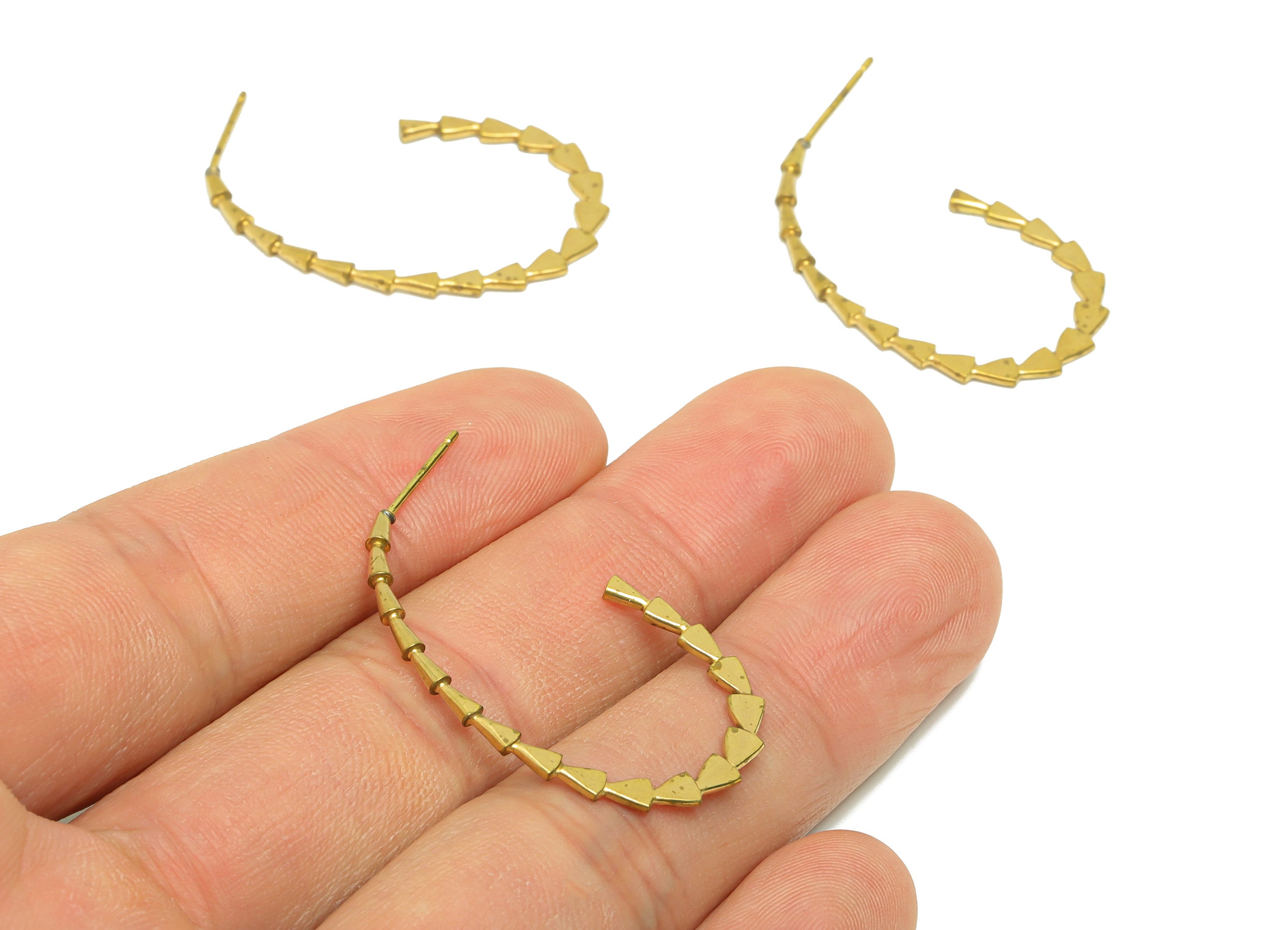Hammered C Hoop Earring Post - Cylinder Hoop Earring Stud - Brass Hammered Geometry Earring Post - Earring Post - 40x22x1.99mm- PP9016 - DOMEDBAZAAR