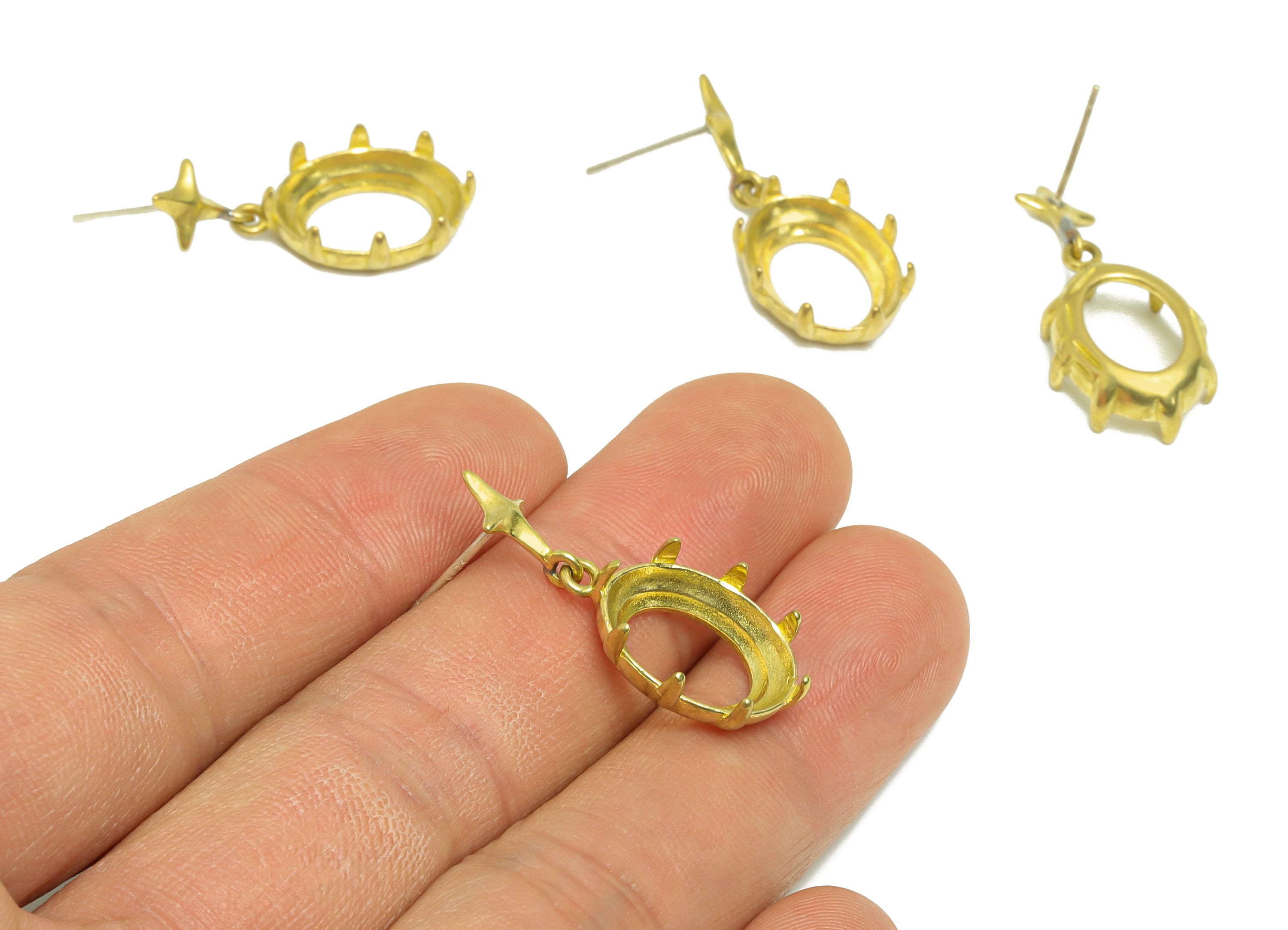 Brass Crystal Setting Dangle Earring - Brass Gemstone Frame Earring Stud - Brass Vintage Frame Star Earring Stud - 29x13.69x1.2mm - PP9439 - DOMEDBAZAAR