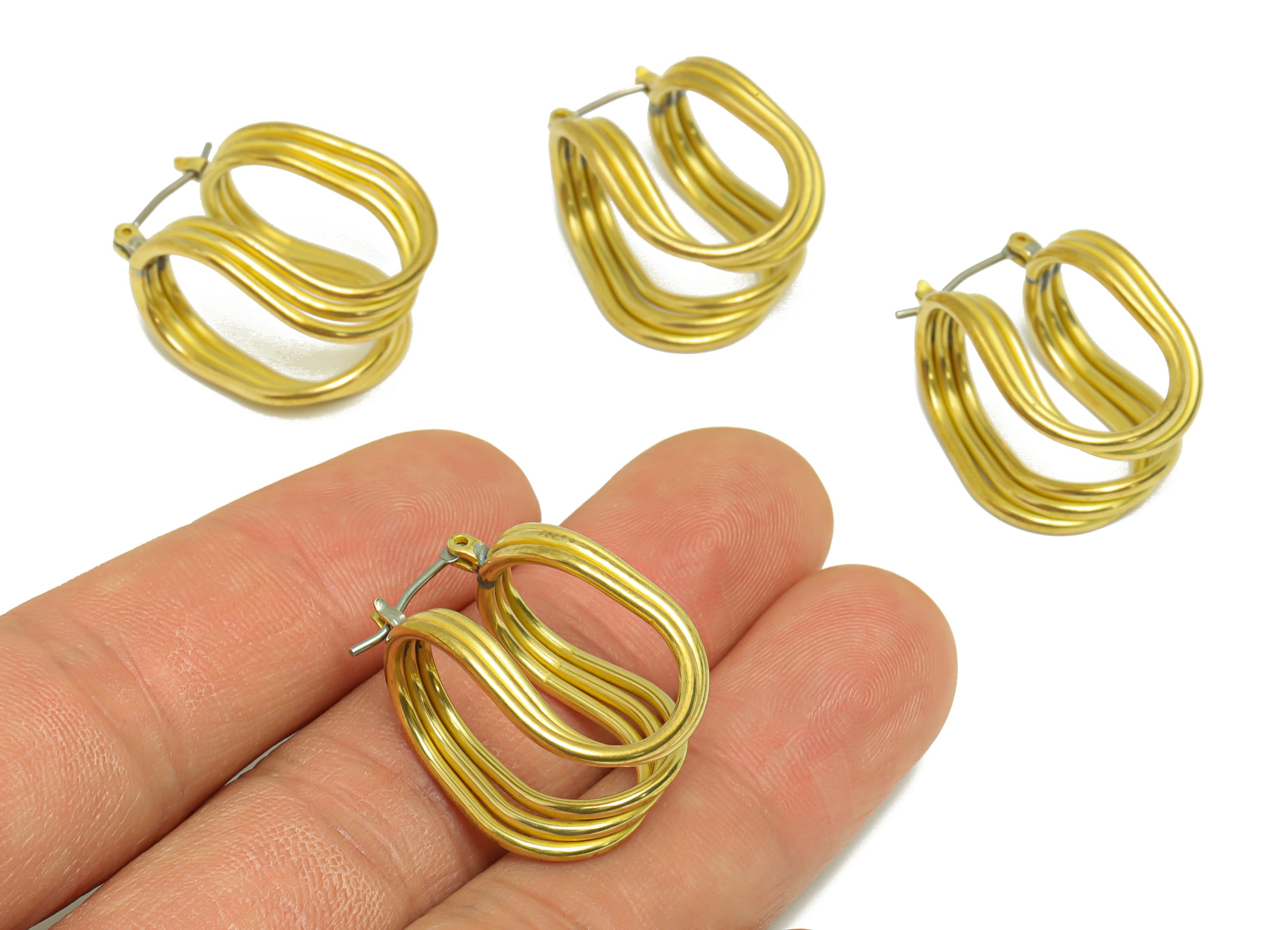 Brass Wire Hoop Earring - Raw Brass Hinged Back Earring - Brass Twisted Hinged Back Earring - Wire Bent Earring - 25x17x15mm - PP9478 - DOMEDBAZAAR