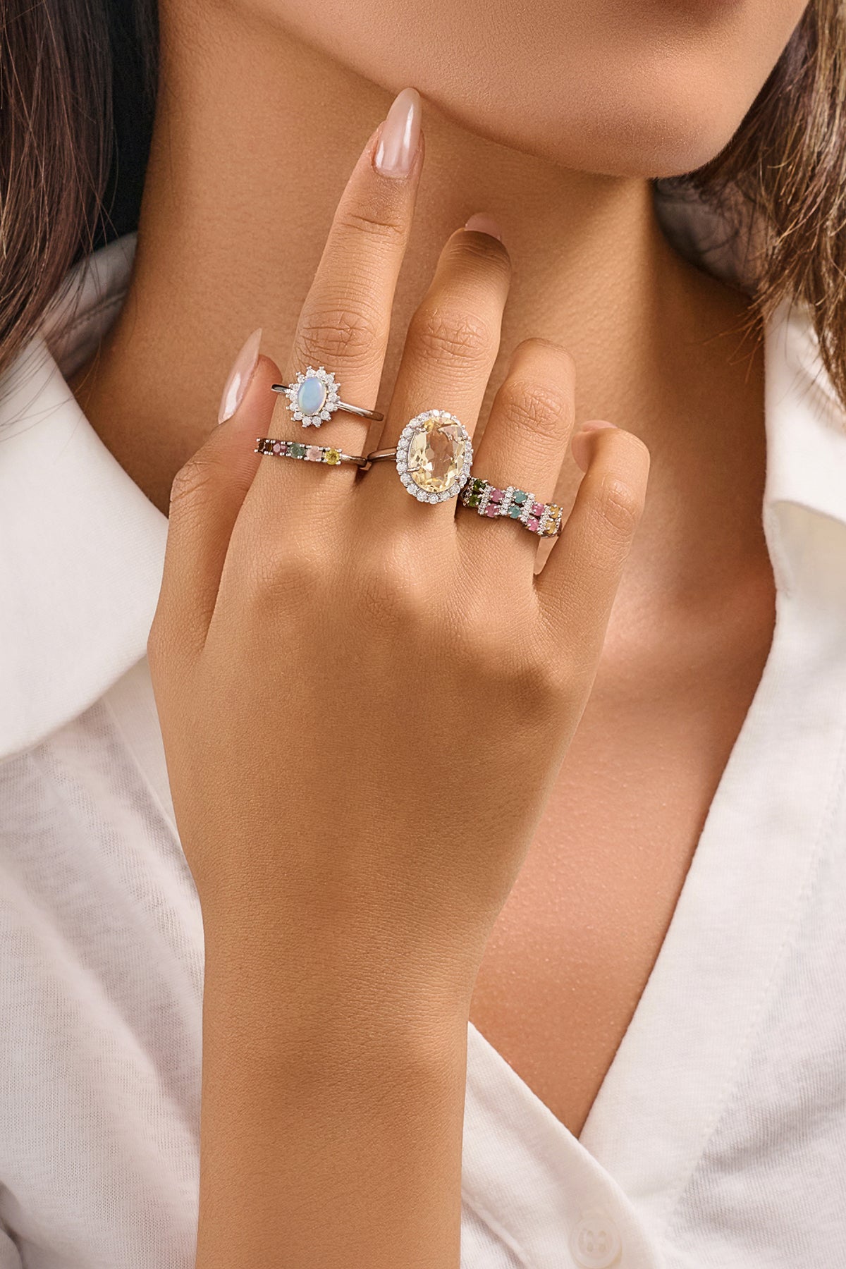100 Adjustable Gemstone Ring Set & Free Wooden Box - Maximize Your Profit Through Resale!