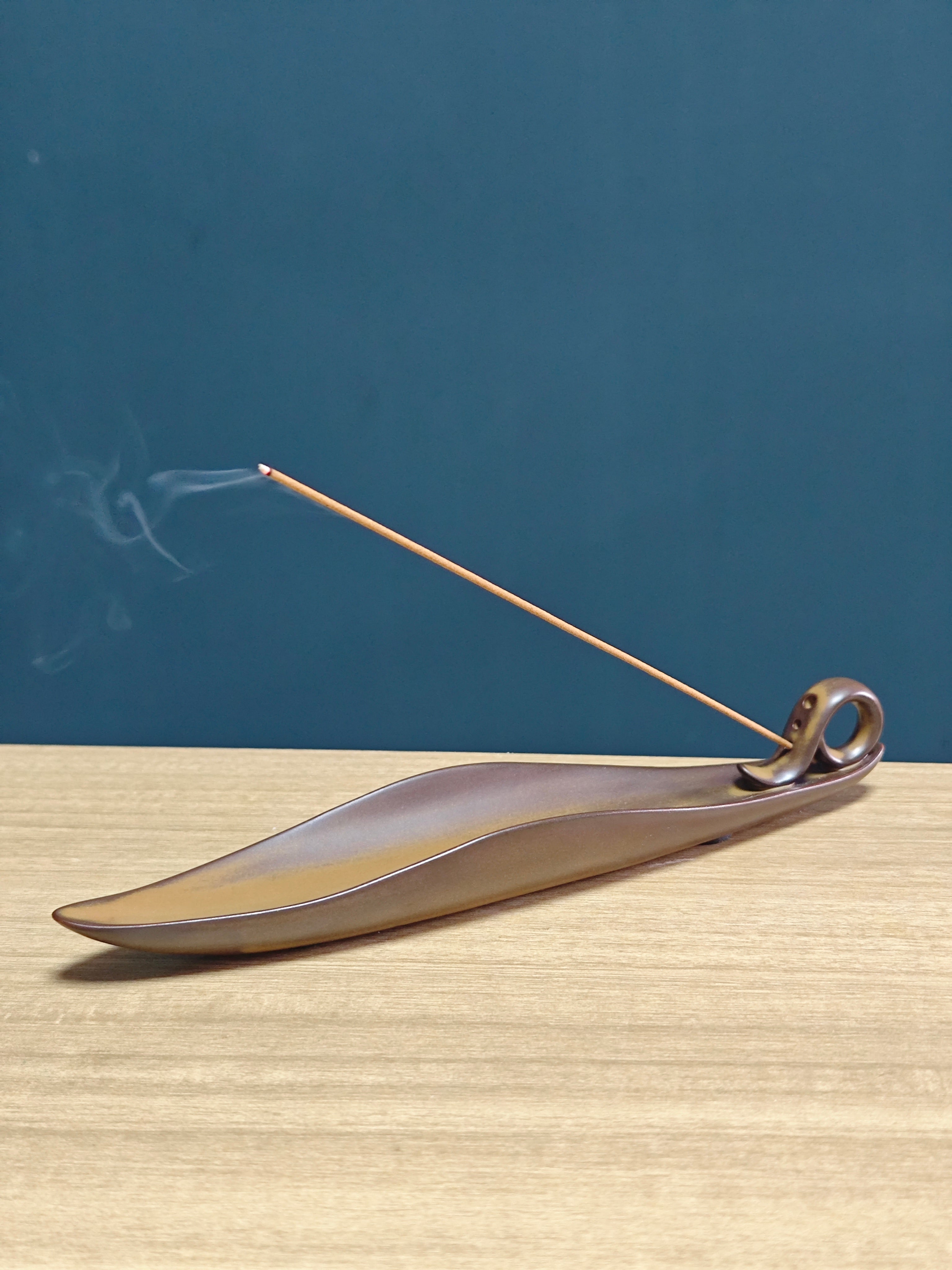 Ceramic Reflux Incense Burner - Decorative Incense Burner Biblo - Smooth Bronze Nature Sleek Curved Leaf Burner 23cm BIB-17 - DOMEDBAZAAR