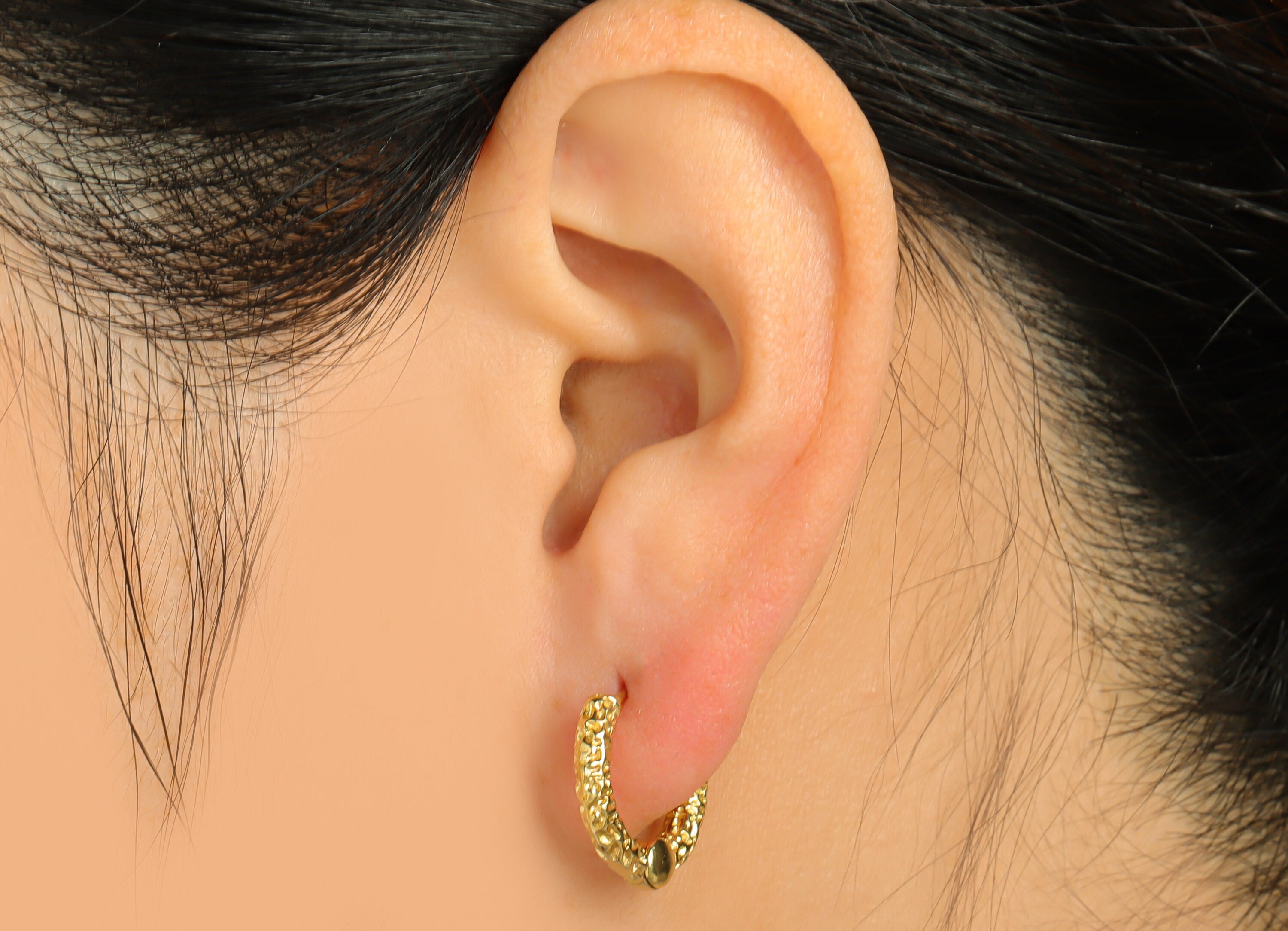 Hammered Huggie Hoop Earring - Raw Brass Textured Hammered Earring Clasp - Brass Hoop Clasp Earring - Hoop Earring - 17.91x15x2mm - PP9206 - DOMEDBAZAAR