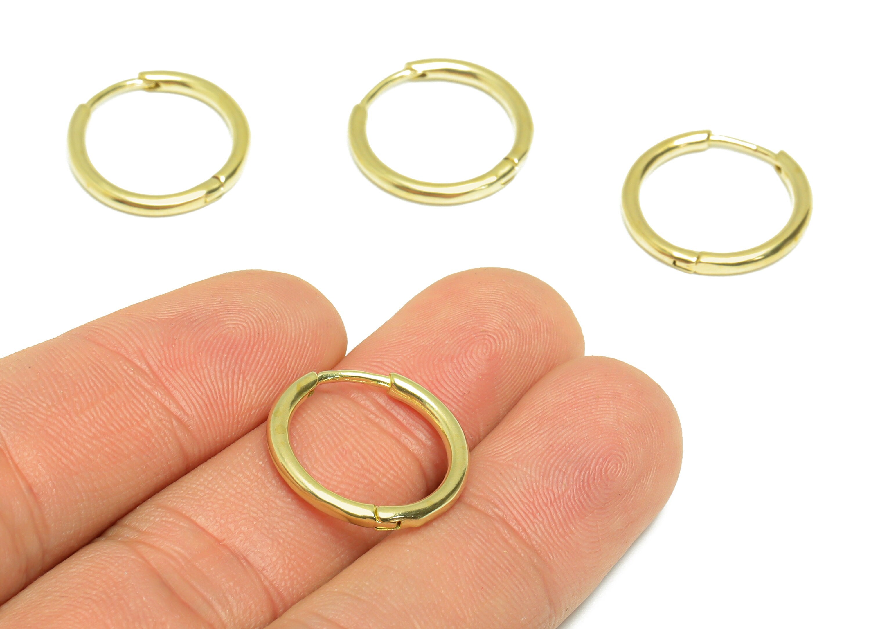 18mm Round Huggie Earring - Raw Brass Hoop Clasp Earring - Brass Hoop Circle Earring - Round Hoop Earring - 17.89x18.49x2mm - PP9506 - DOMEDBAZAAR