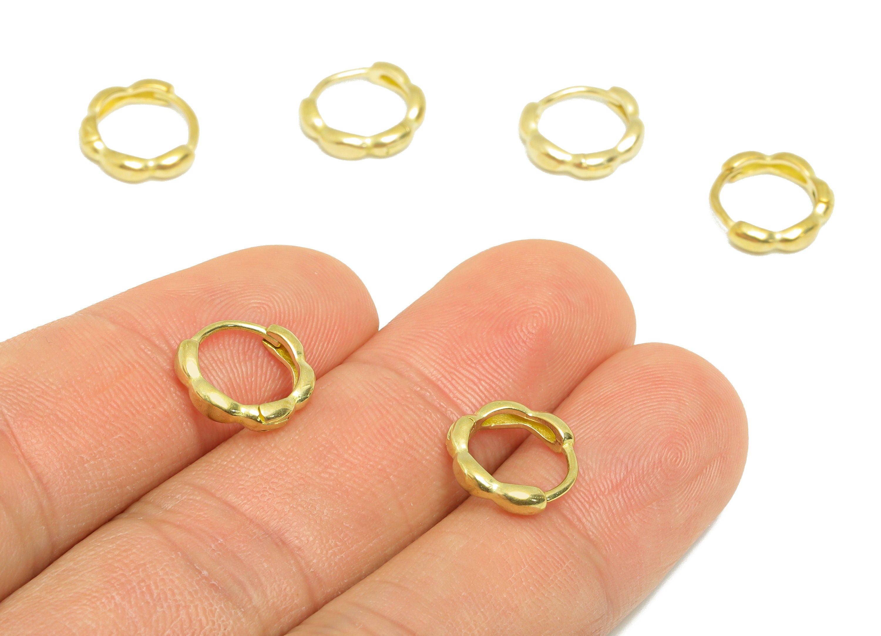 Brass Wavy Huggie Hoop Earring - Raw Brass Flower Earring Clasp - Brass Clasp Earring - Clasp Hoop Earring - 11.5x11.26x1.45mm - PP9303 - DOMEDBAZAAR