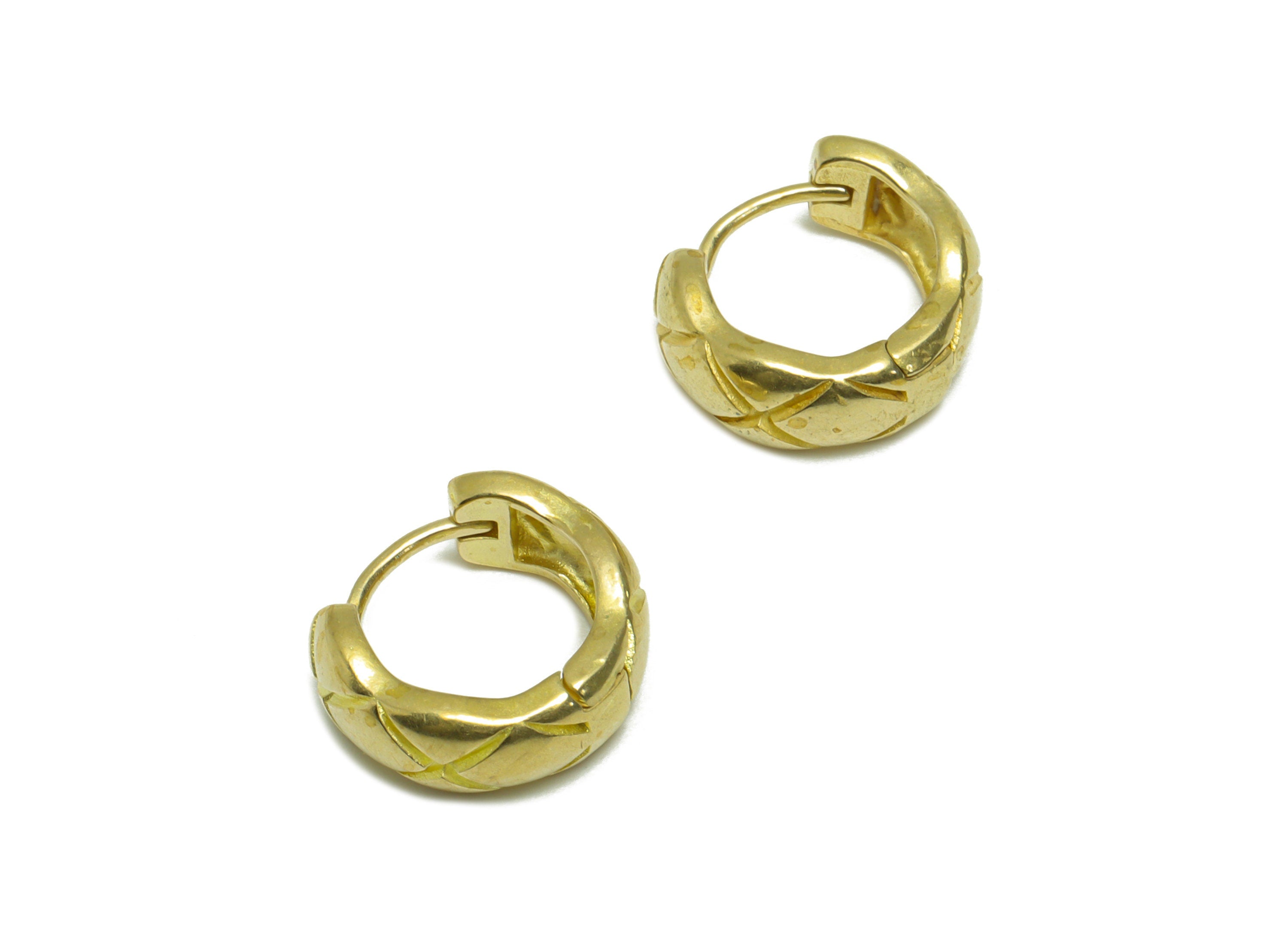 14mm Brass Textured Huggie Hoop Earring - Raw Brass Thick Wire Earring Clasp - Brass Round Clasp Hoop Earring - 14x12.7x5.36mm - PP9728 - DOMEDBAZAAR
