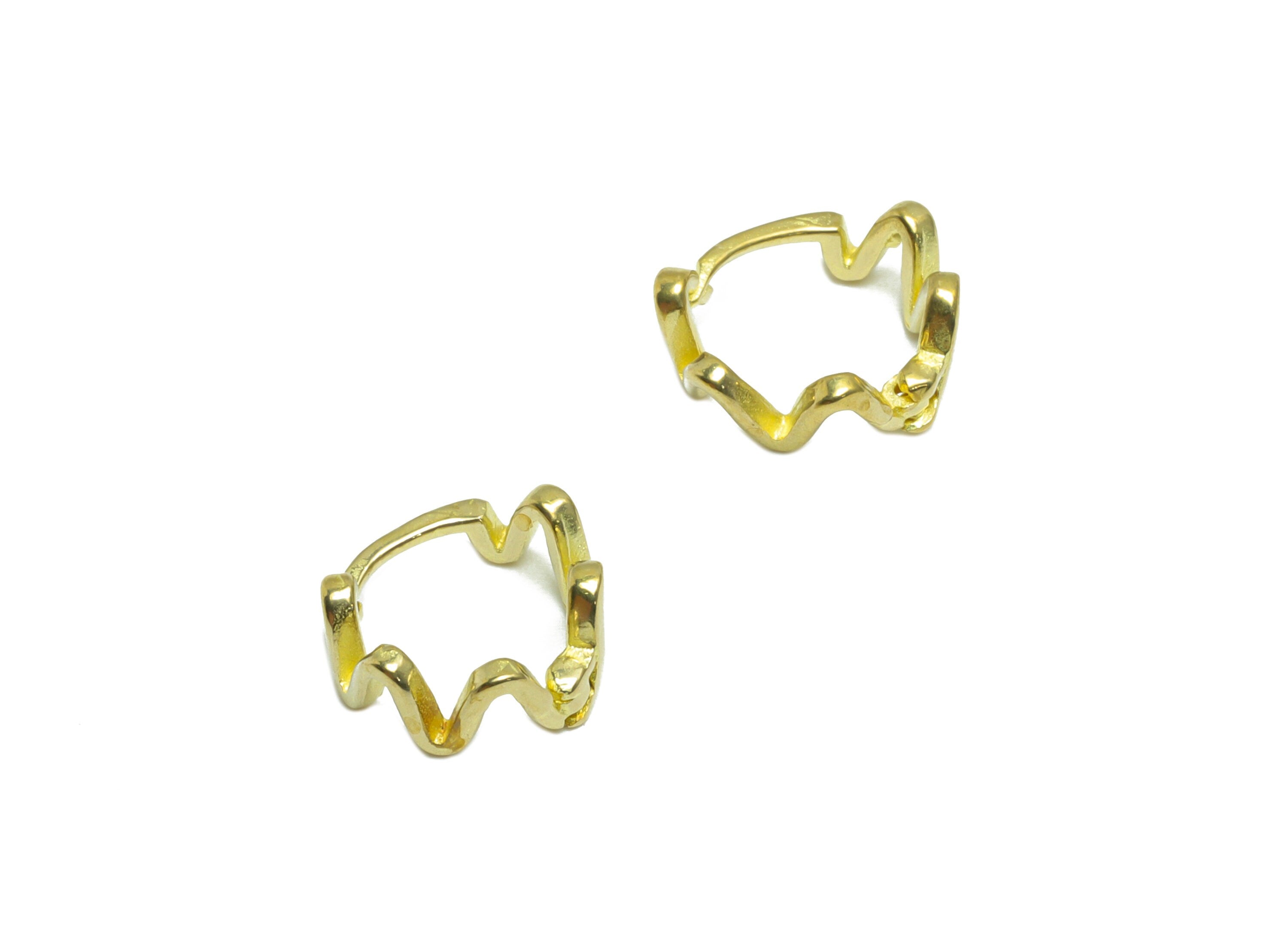 Brass Wavy Huggie Hoop Earring - Raw Brass Wavy Wire  Hoop Clasp Earring - Brass Hoop Earring - Huggie Hoop Earring - 7.9x9x1.66mm - PP9493 - DOMEDBAZAAR