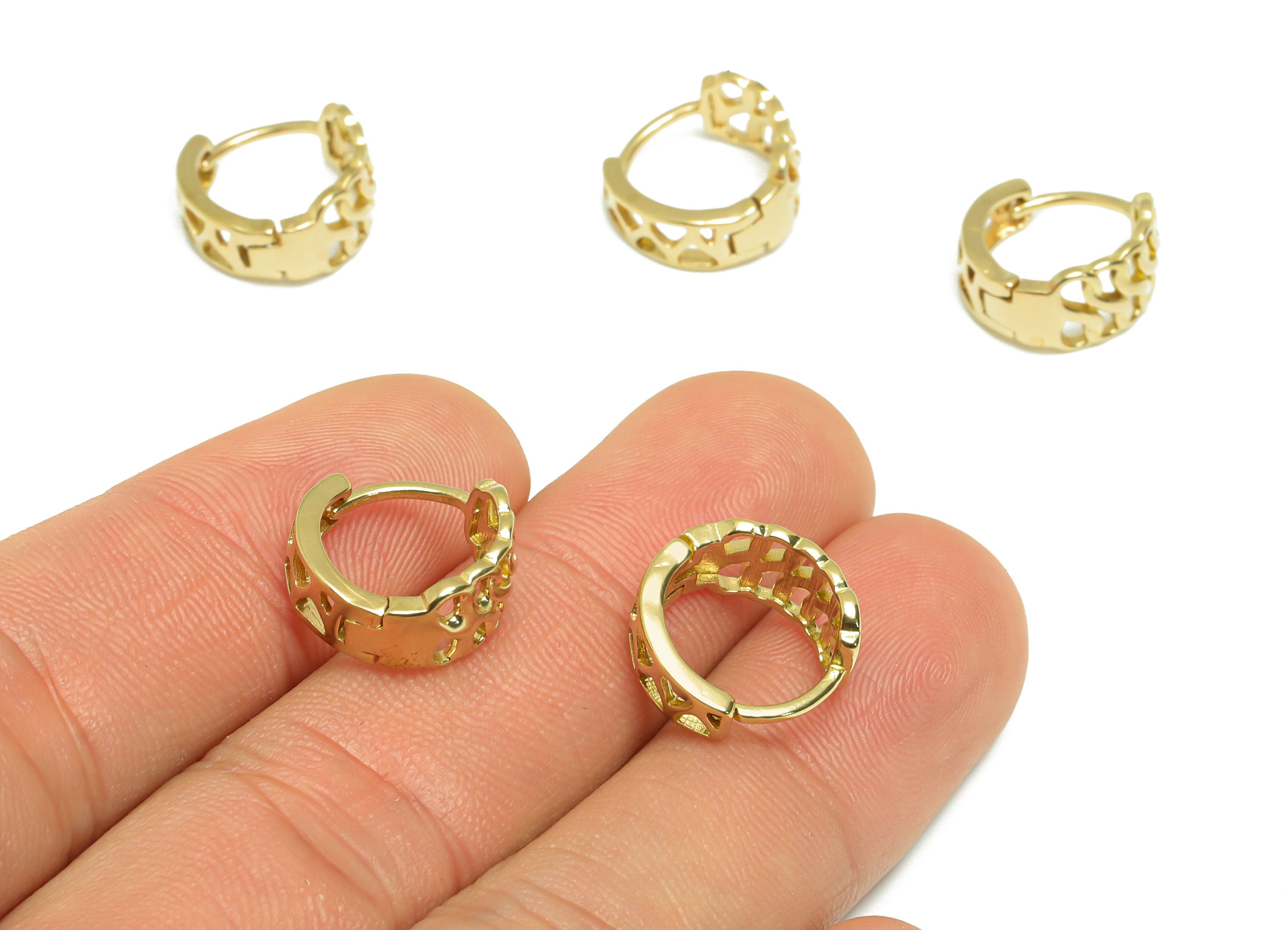 Textured Huggie Earring - Raw Brass Hollow Earring Clasp - Brass Hoop Clasp Earring - Clasp Huggie Earring - 15.48x14.21x2.6mm - PP9485 - DOMEDBAZAAR