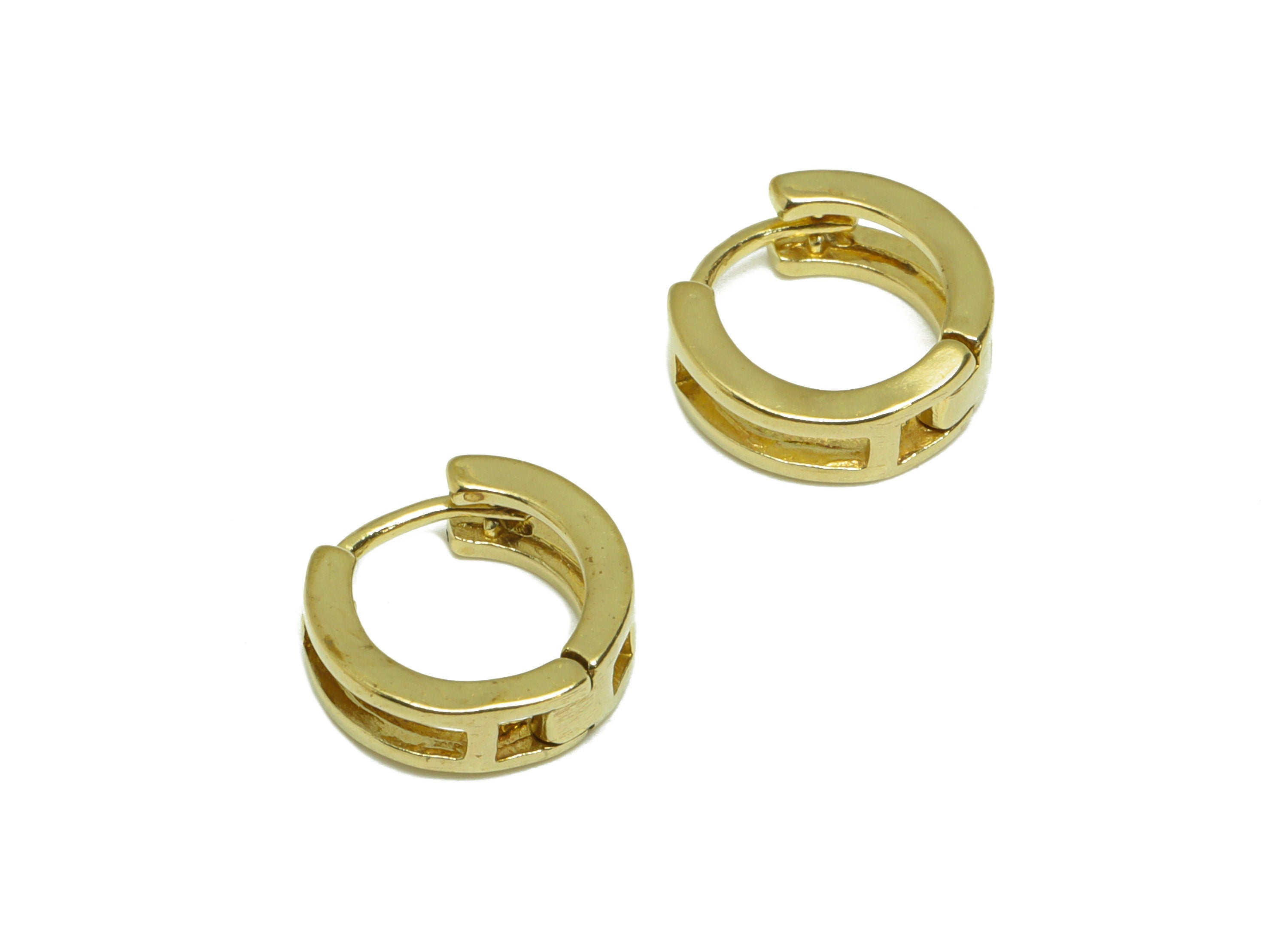 Brass Round Huggie Hoop Earring - Raw Brass Hollow Hoop Huggie Earring - Brass Mini Huggie Hoop Earring - 10.01x10.40x2.03mm - PP9514 - DOMEDBAZAAR