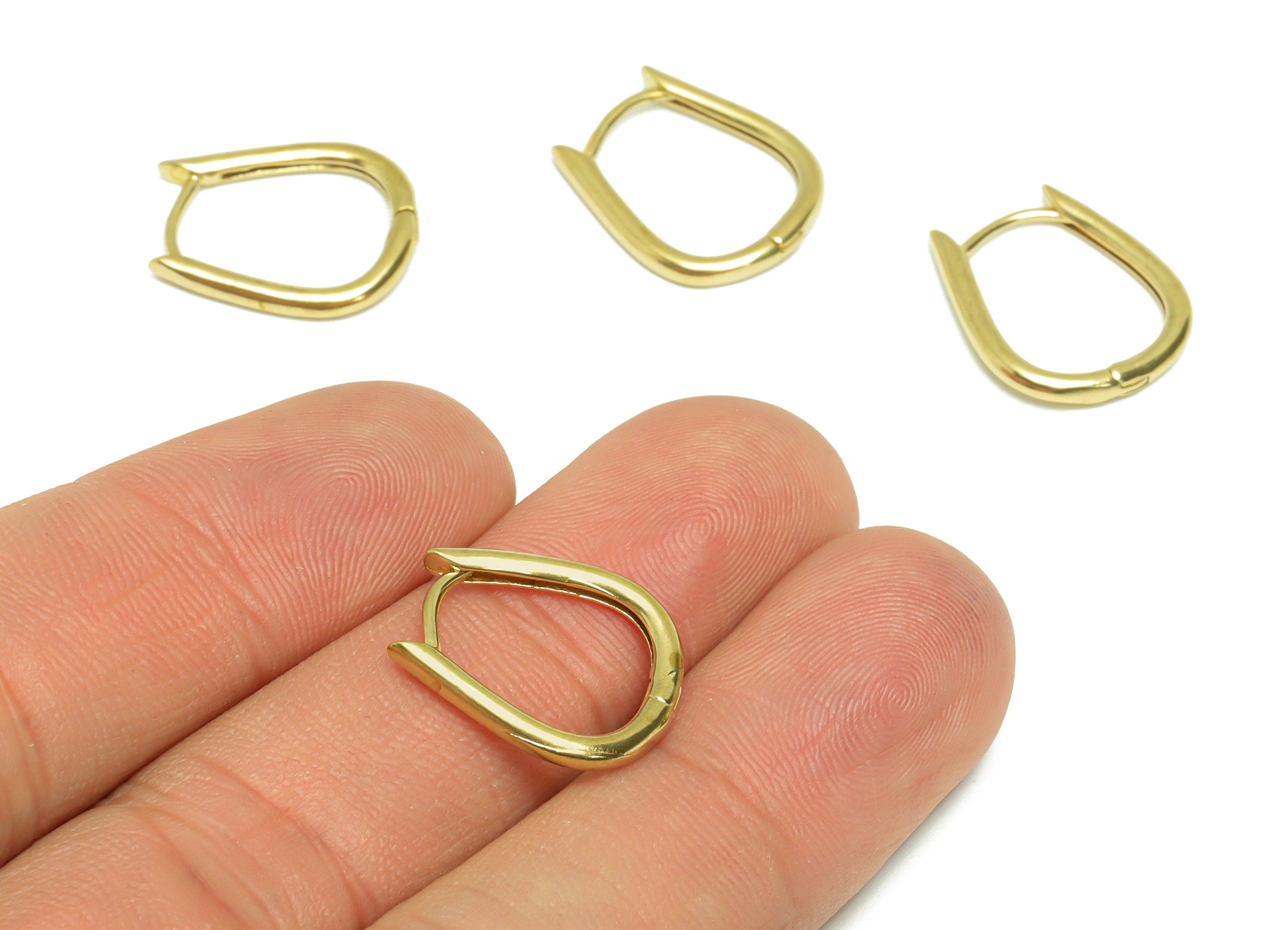 Brass Oval Huggie Hoop Earring - Raw Brass Hoop Huggie Earring - Brass Geometry Clasp Hoop Earring - 17.32x14.51x2.01mm - PP9500 - DOMEDBAZAAR