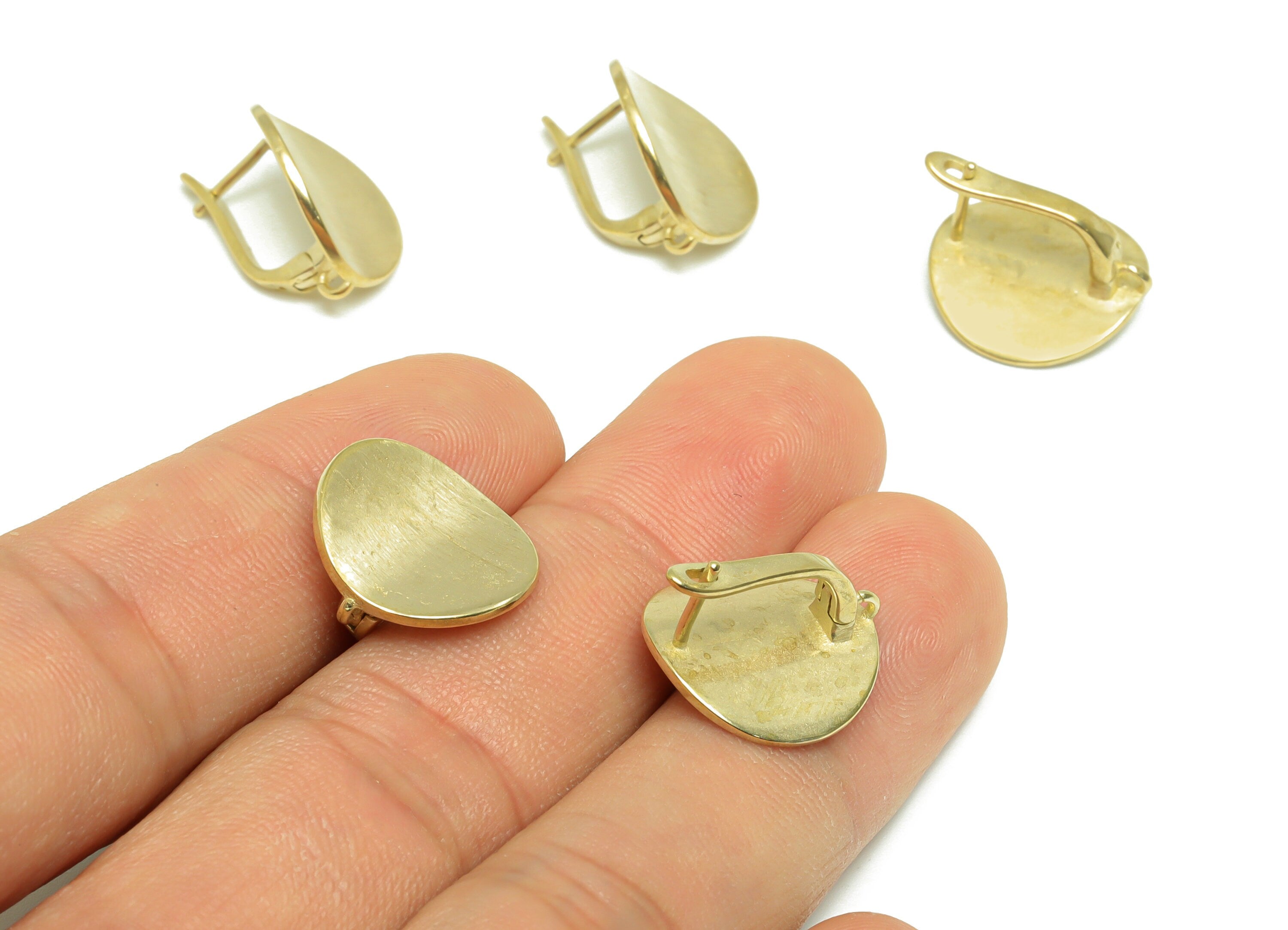 Brass Round Hoop Earring - Brass Bent Round English Lock Earring - Raw Brass Circle Hoop Earring With Loop - 17.6x15.9x9mm - PP9680 - DOMEDBAZAAR