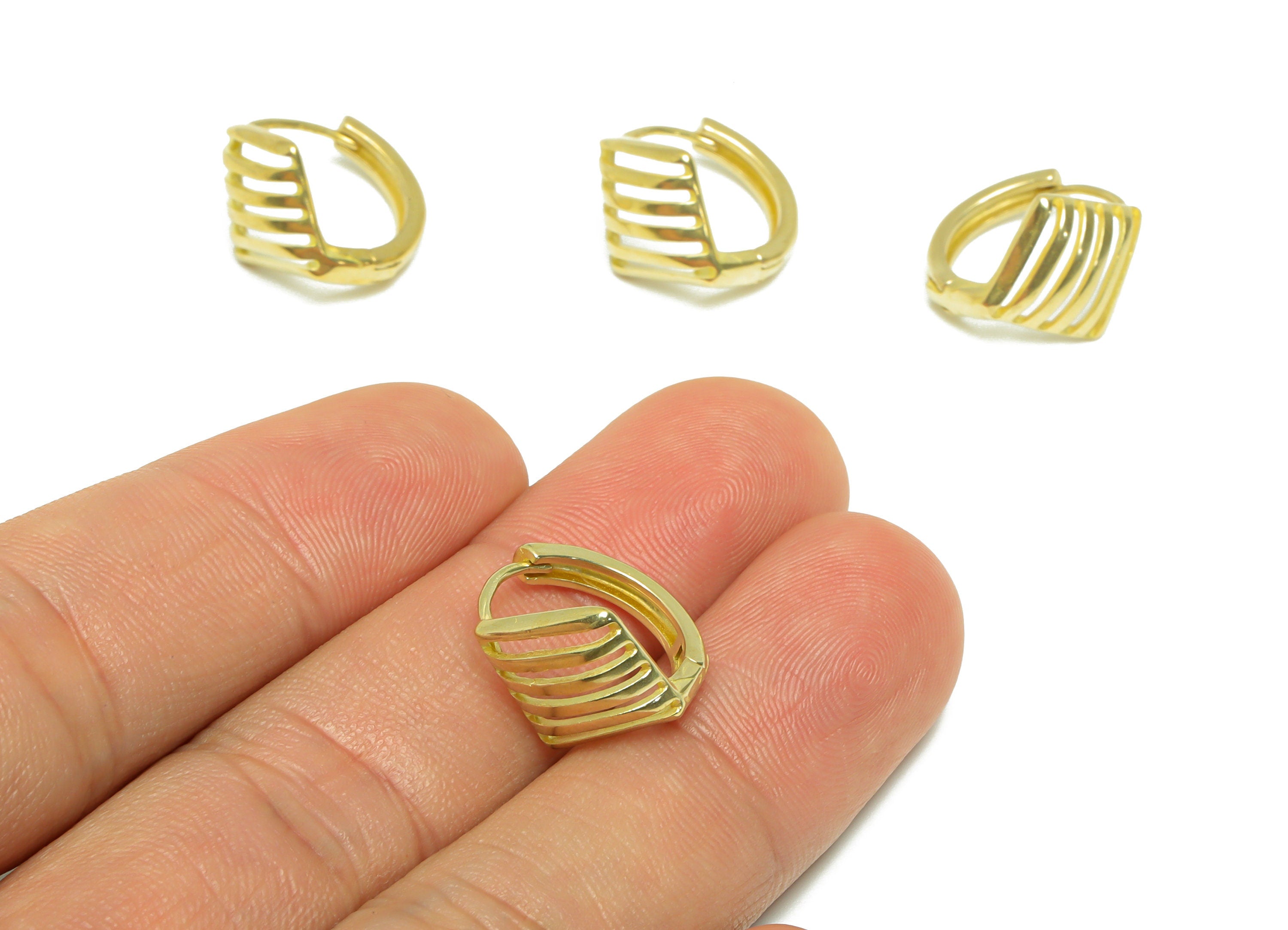 Brass Diamond Huggie Hoop Earring - Raw Brass Ring Hoop Wire Earring - Brass Rhombic Earring - Clasp Hoop Earring - 15x15x10.3mm - PP9712 - DOMEDBAZAAR