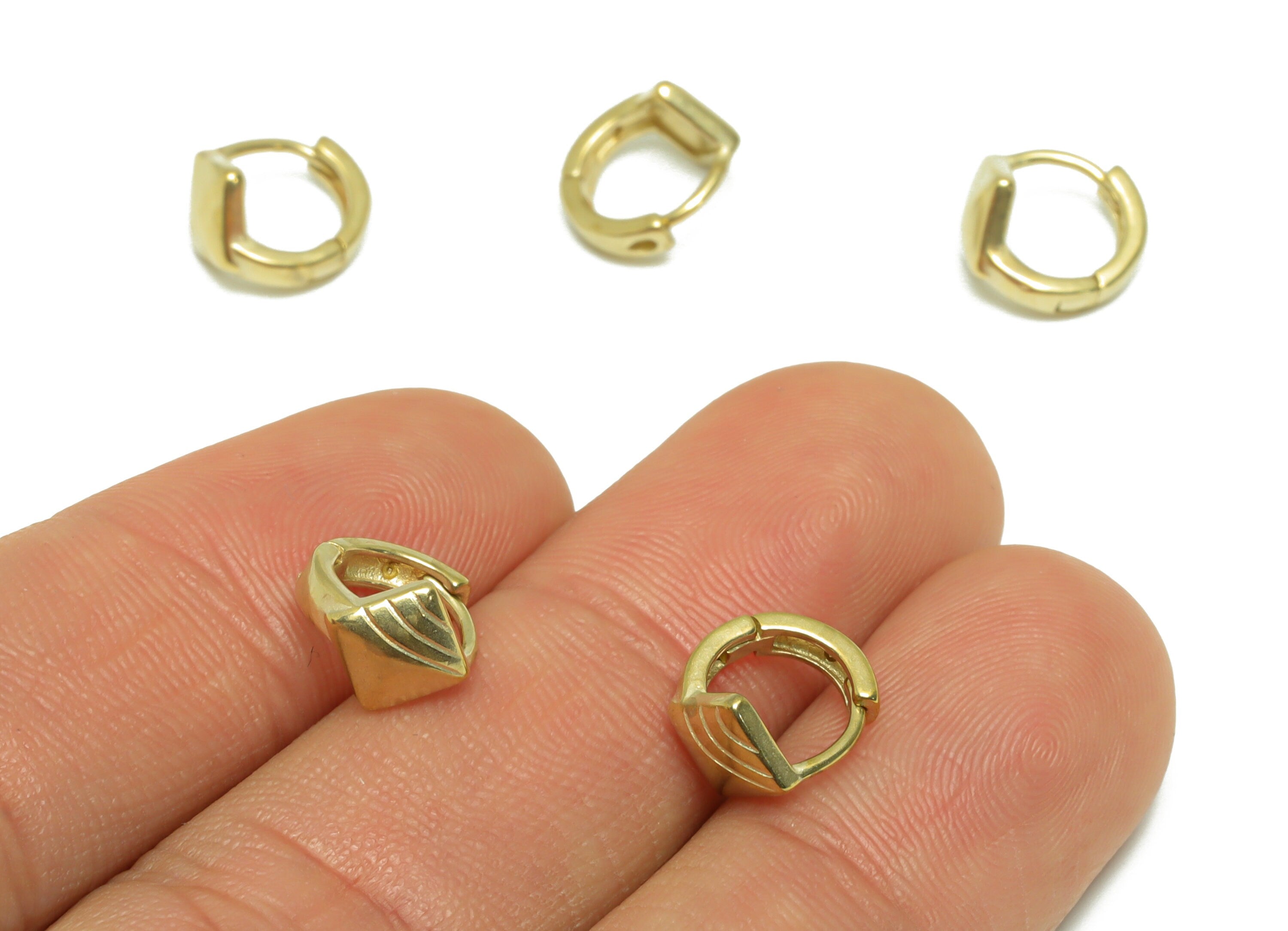 Brass Diamond Huggie Hoop Earring - Raw Brass Ring Hoop Wire Earring - Brass Rhombic Earring - Minimalist Hoop Earring - 10.1x9x7mm - PP9799 - DOMEDBAZAAR