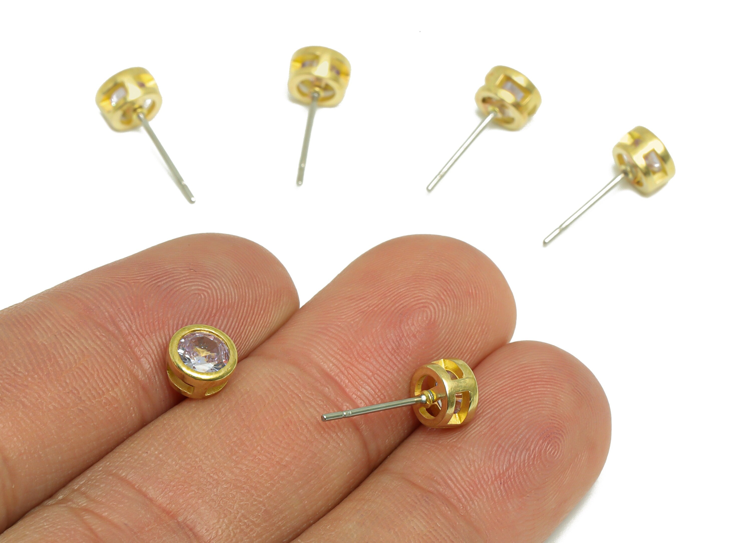 Lavenda (CZ-06) Zircon Earring Stud - Raw Brass Minimalist CZ Earring Post - Cubic Zircon Earring Post - 16.04x6.6x4.4mm - PP9838E - DOMEDBAZAAR
