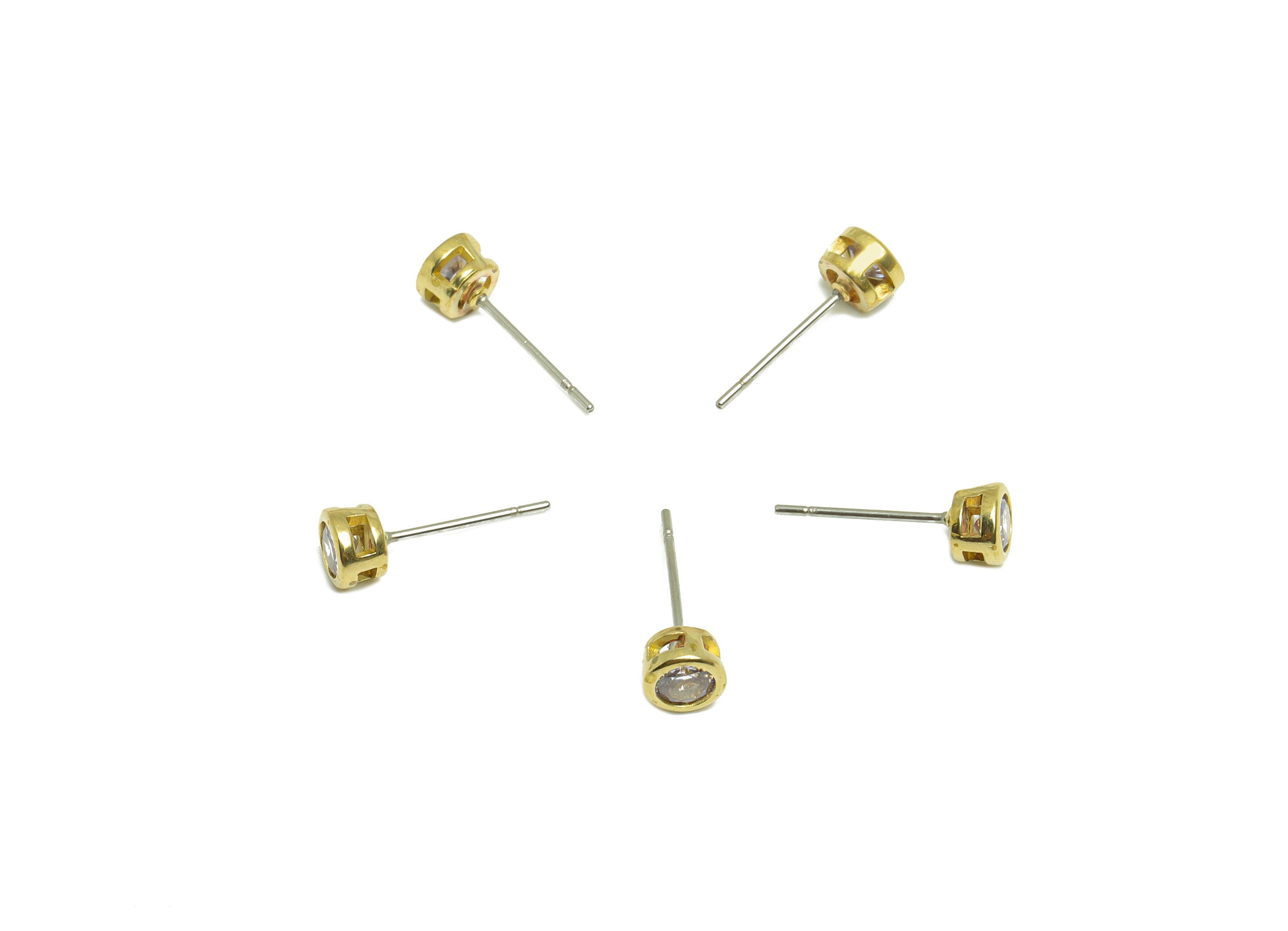Lavenda (CZ-06) Zircon Earring Stud - Raw Brass Minimalist CZ Earring Post - Cubic Zircon Earring Post - 15.6x5.4x3.5mm - PP9825A - DOMEDBAZAAR